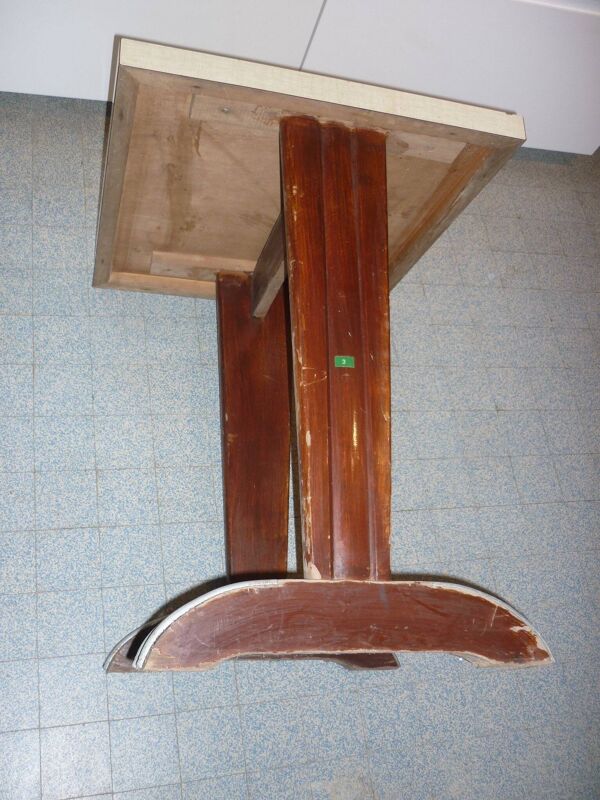 Table bistrot en bois et formica jaune des années 30/40