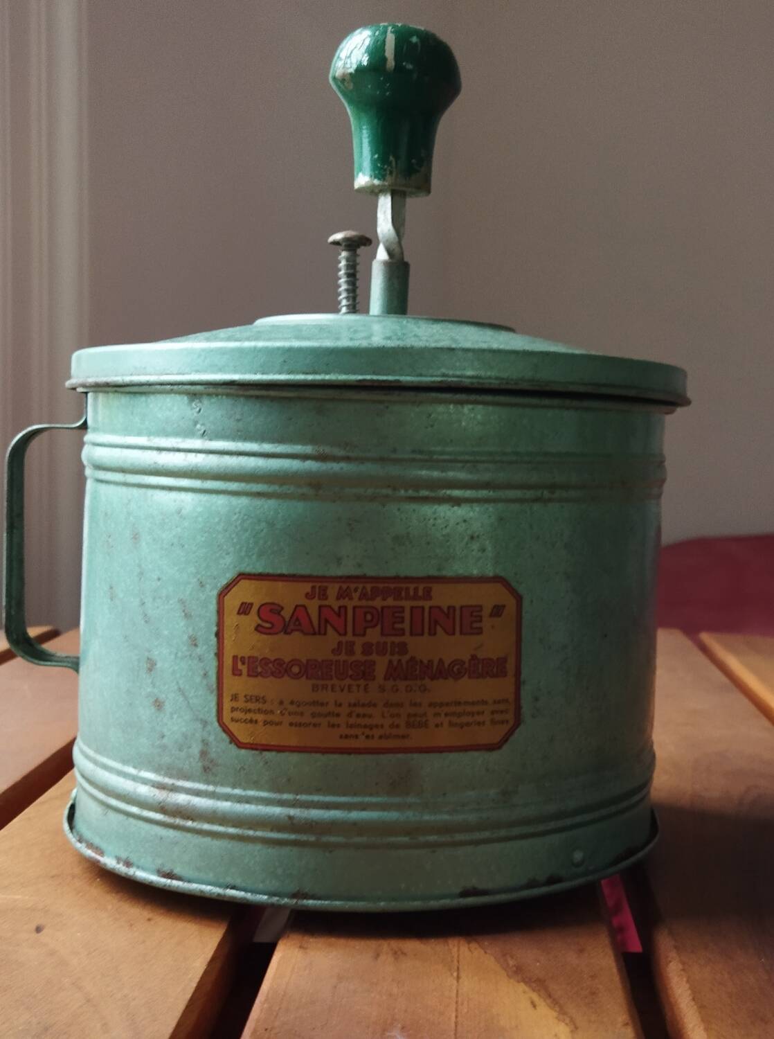 Sanpeine salad spinner