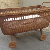 Large cradle wicker vintage organic mattress with "sound"