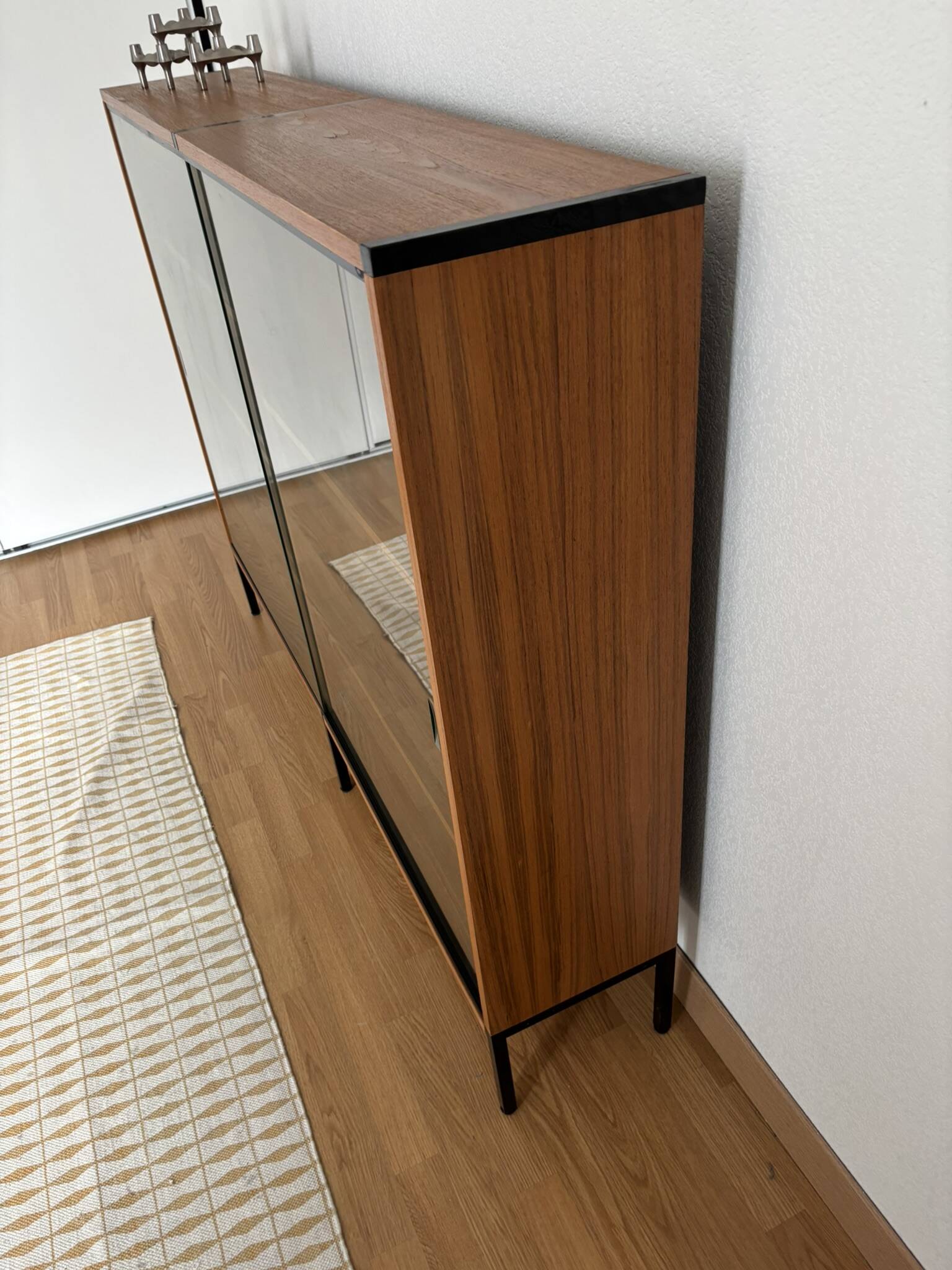 ARP MINVIELLE display case