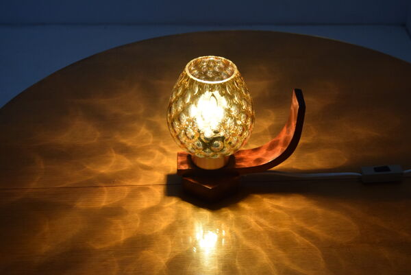 Lampe de table en bois du milieu du siècle/ Drevo Humpolec, années 1960.