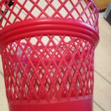 1960 Syla red plastic planter