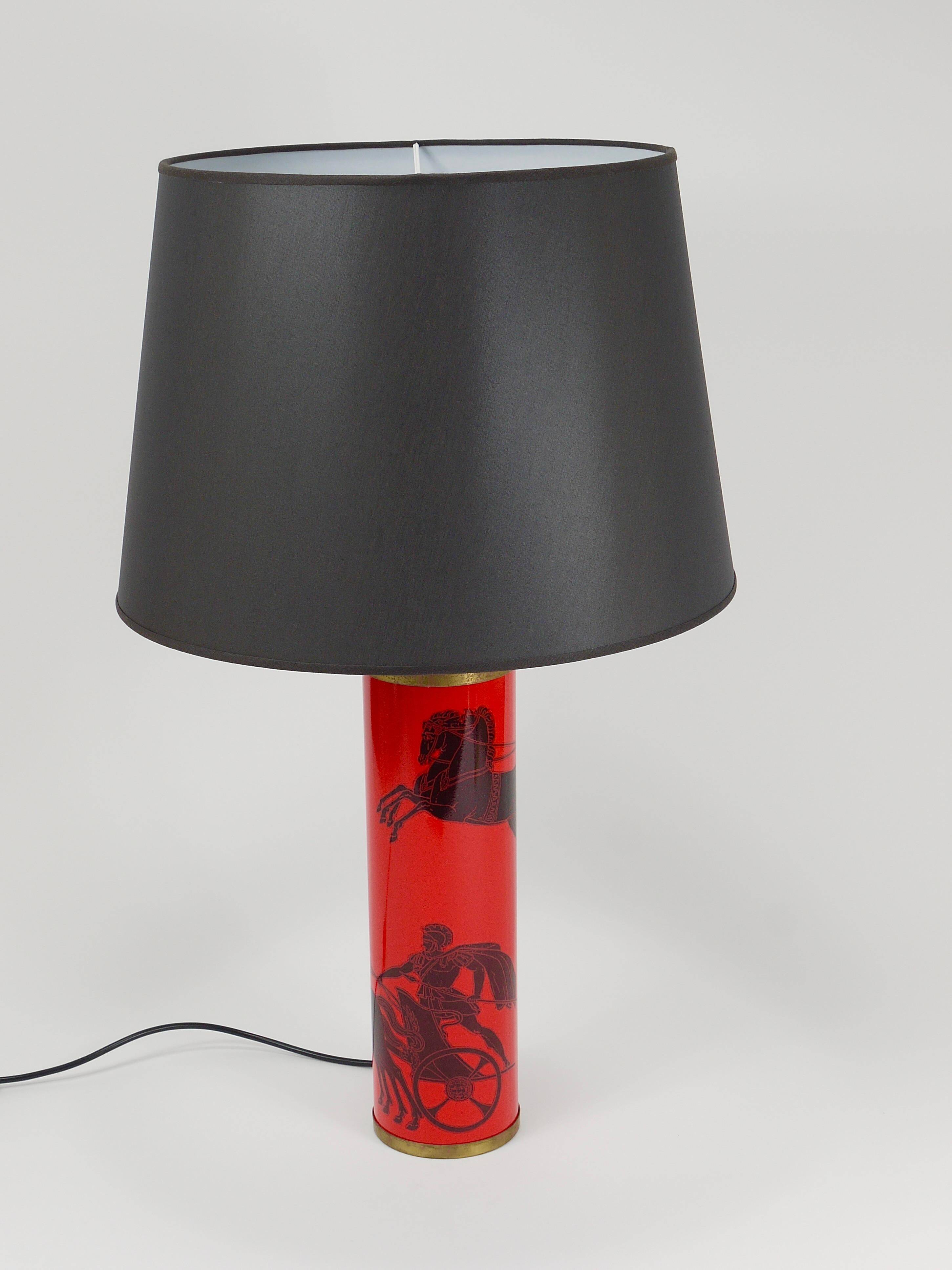 Piero Fornasetti Grande table lamp Bighe red and black mid-century, Italy, 1950s