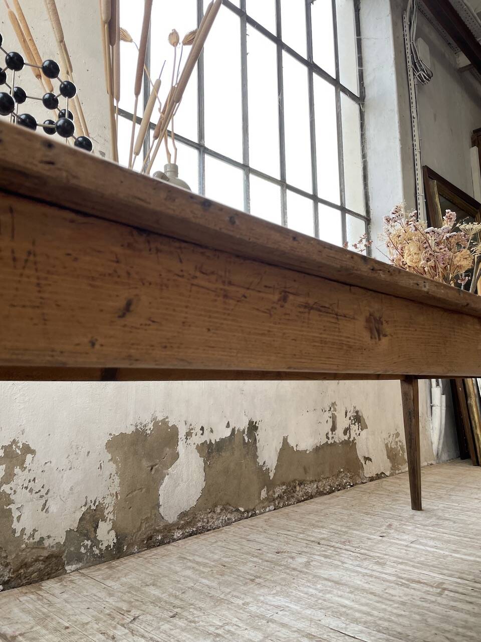Farmhouse table with spindle legs in oak and pine, 2.5m
