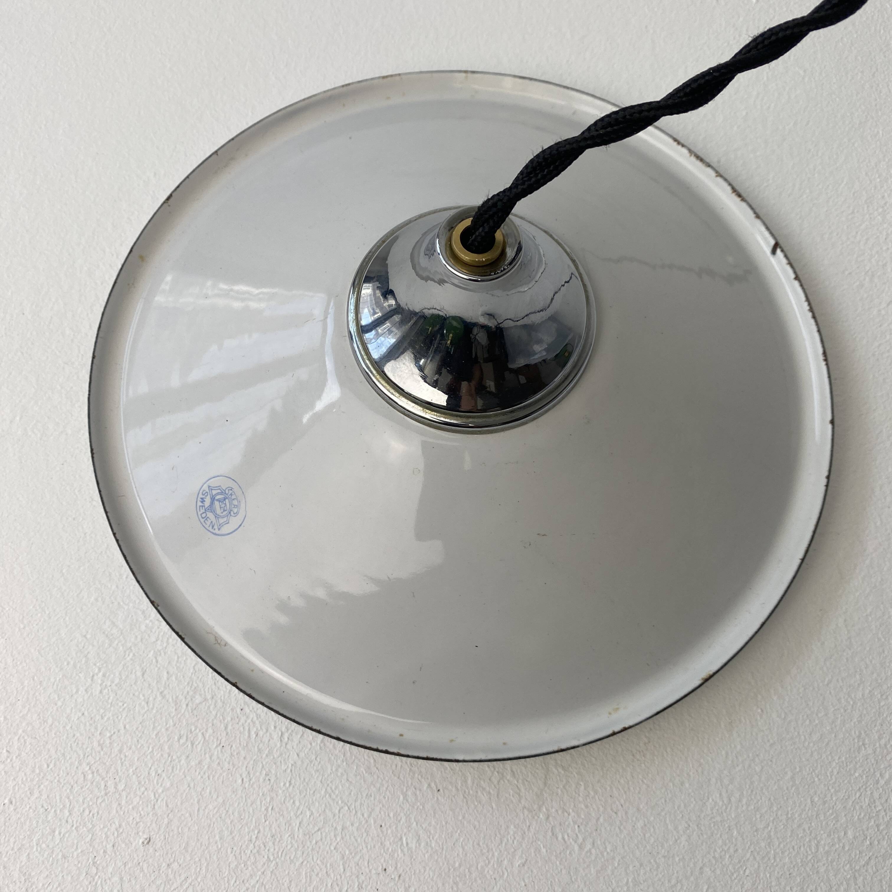 OLD SMALL INDUSTRIAL WHITE ENAMEL PENDANT