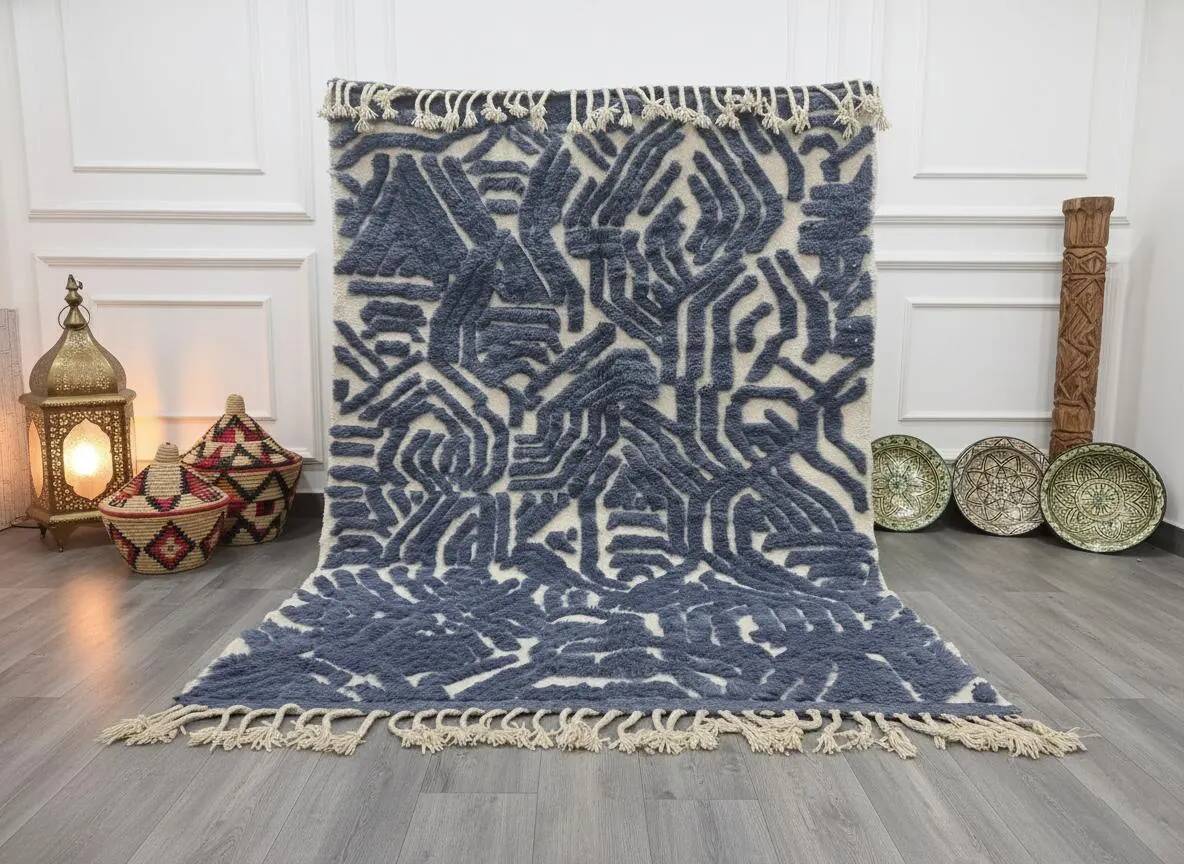 Handwoven Moroccan rug 2.5x1.5 m