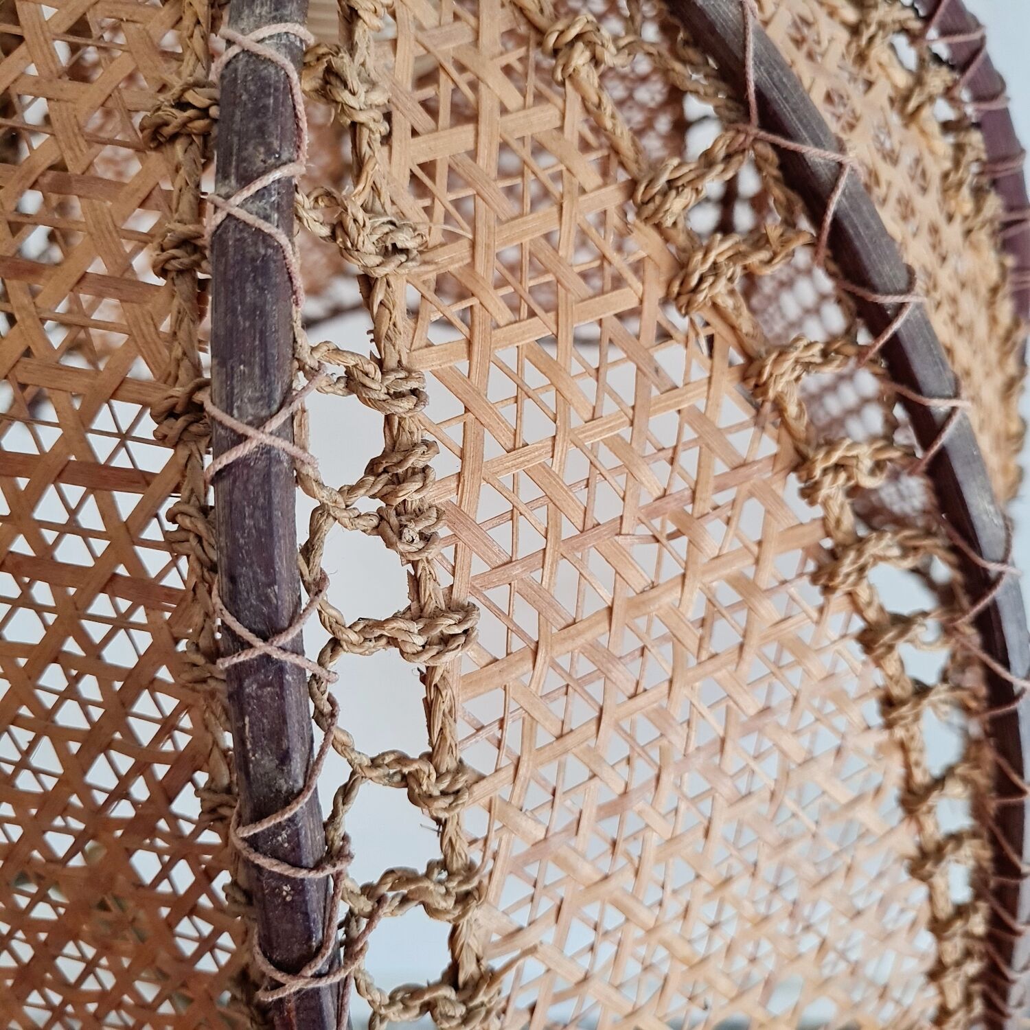 Wicker pendant light