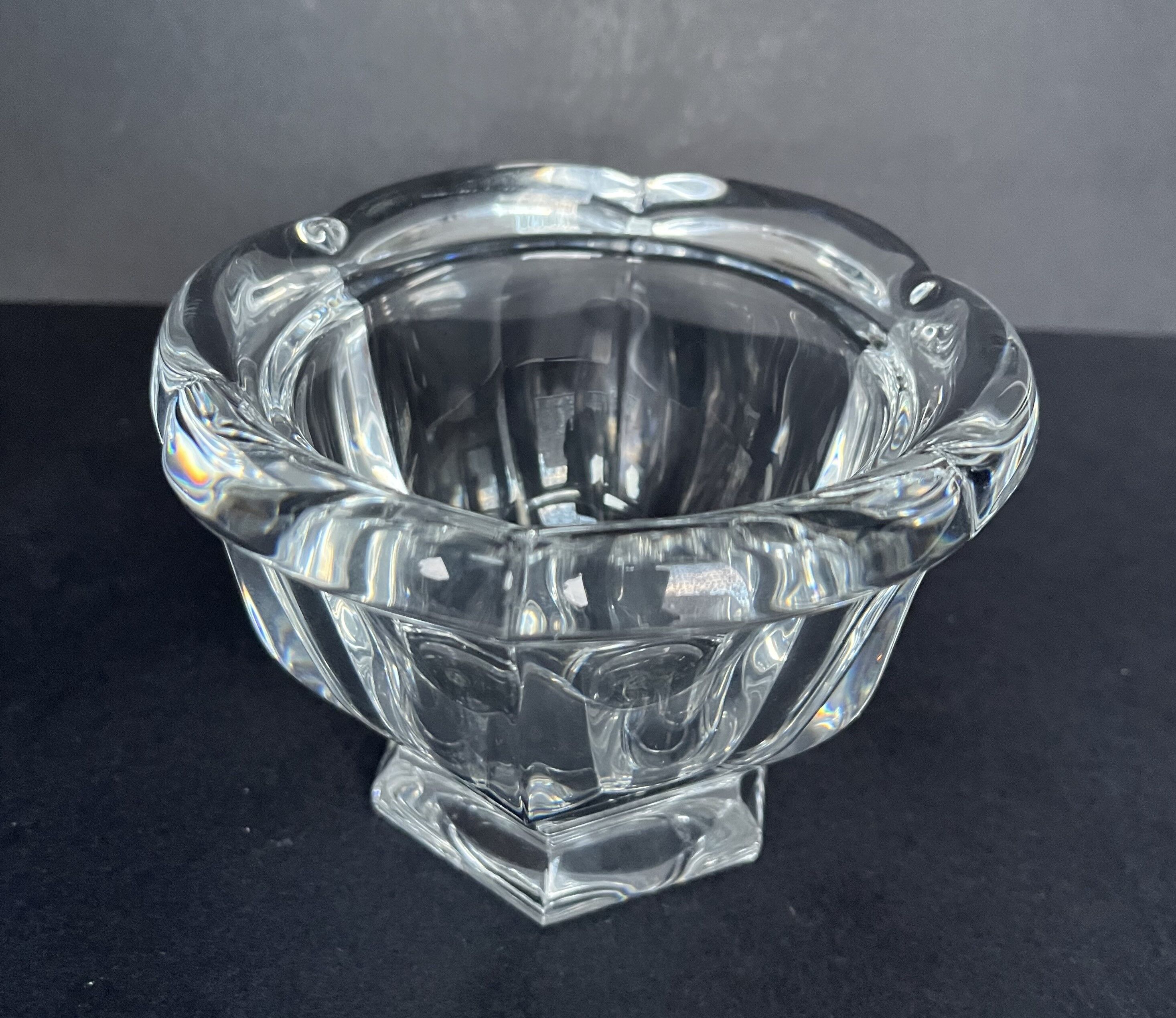 Baccarat crystal dredder