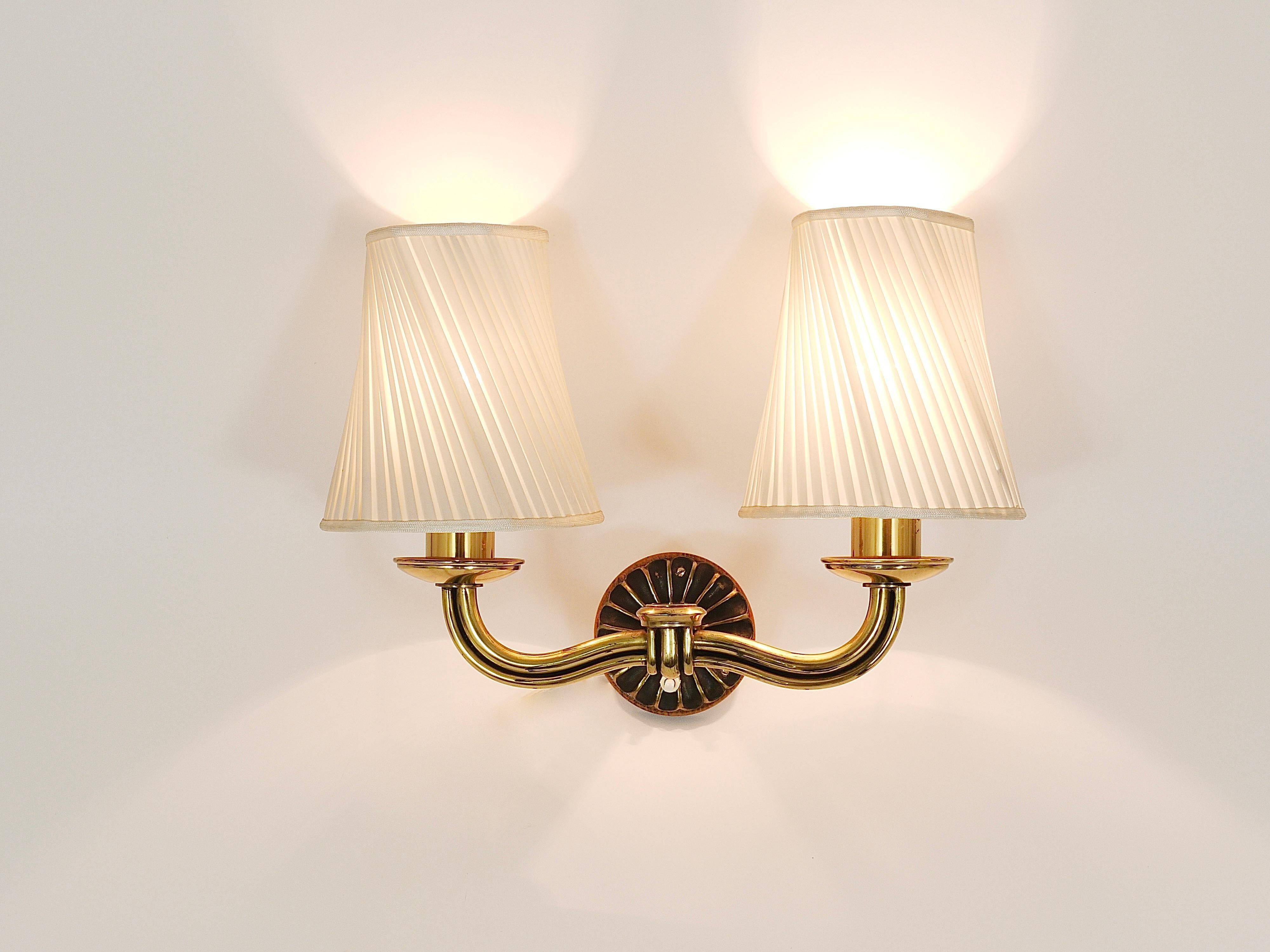 Pair of Wall Sconces in Brass from Viennese Modernism Hugo Gorge, Austria, 1940s