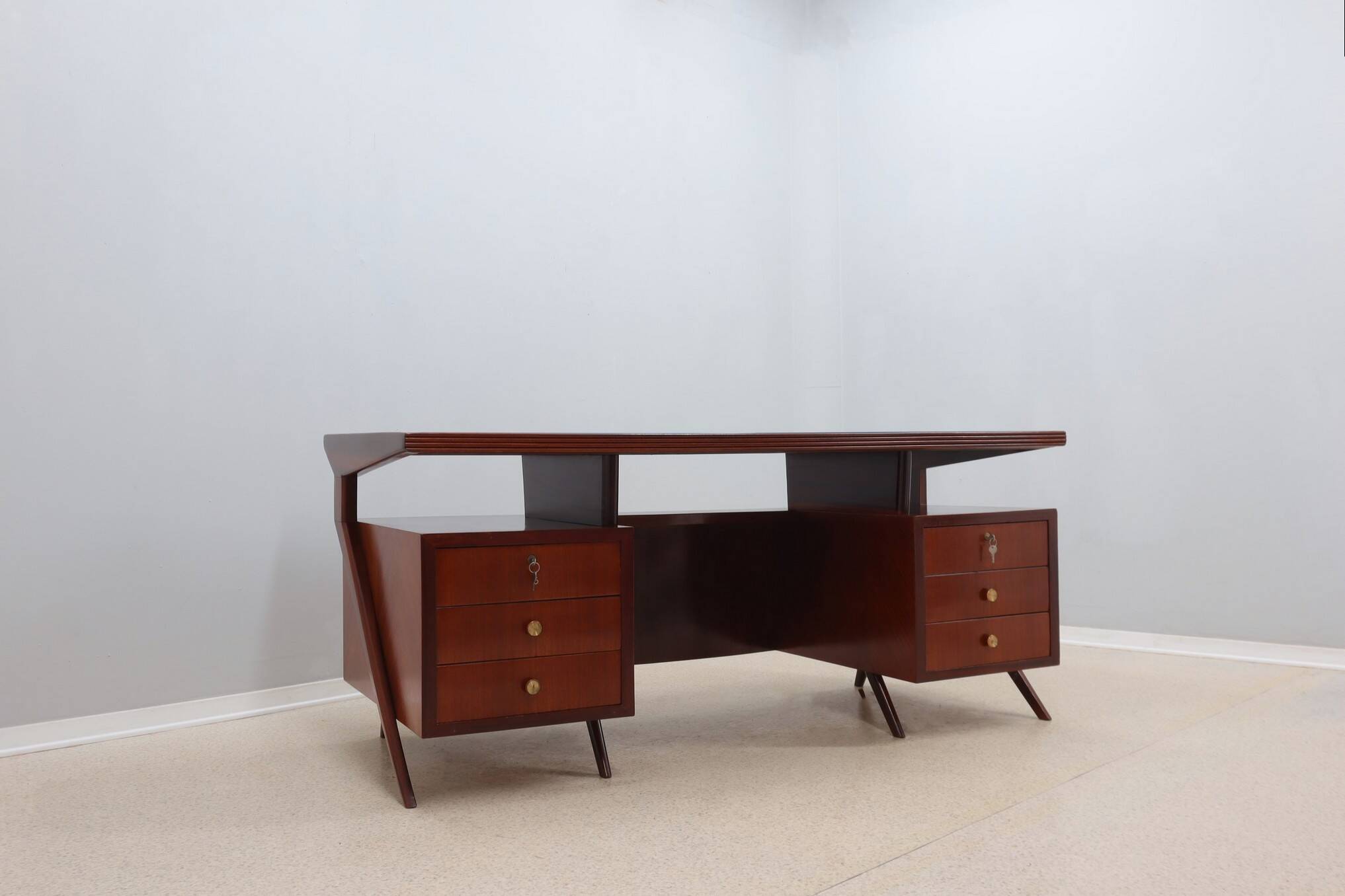 Bureau courbé vintage de design italien 1950