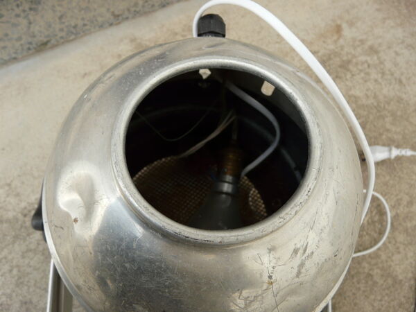 Projecteur de cinéma en aluminium gamelle