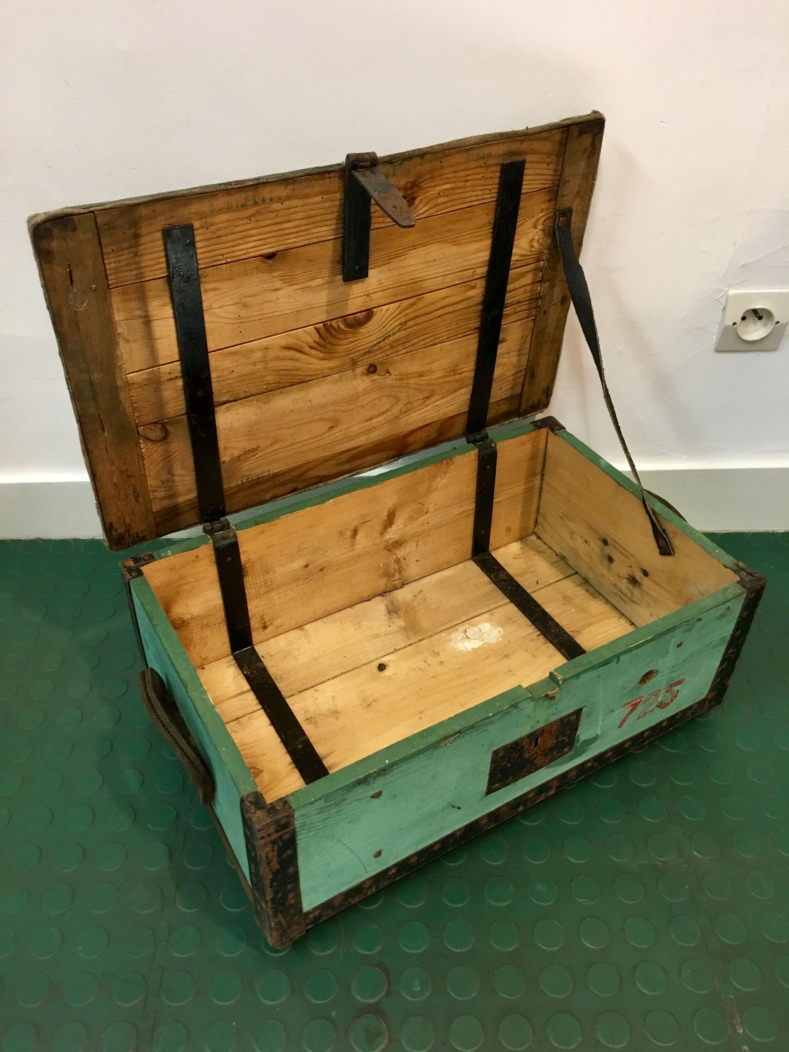 Caisse coffre de transport vintage n°725