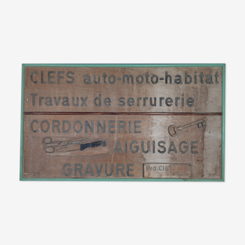 Sign panel of Locksmith in wood large format vintage 70s 90x52 cm SB