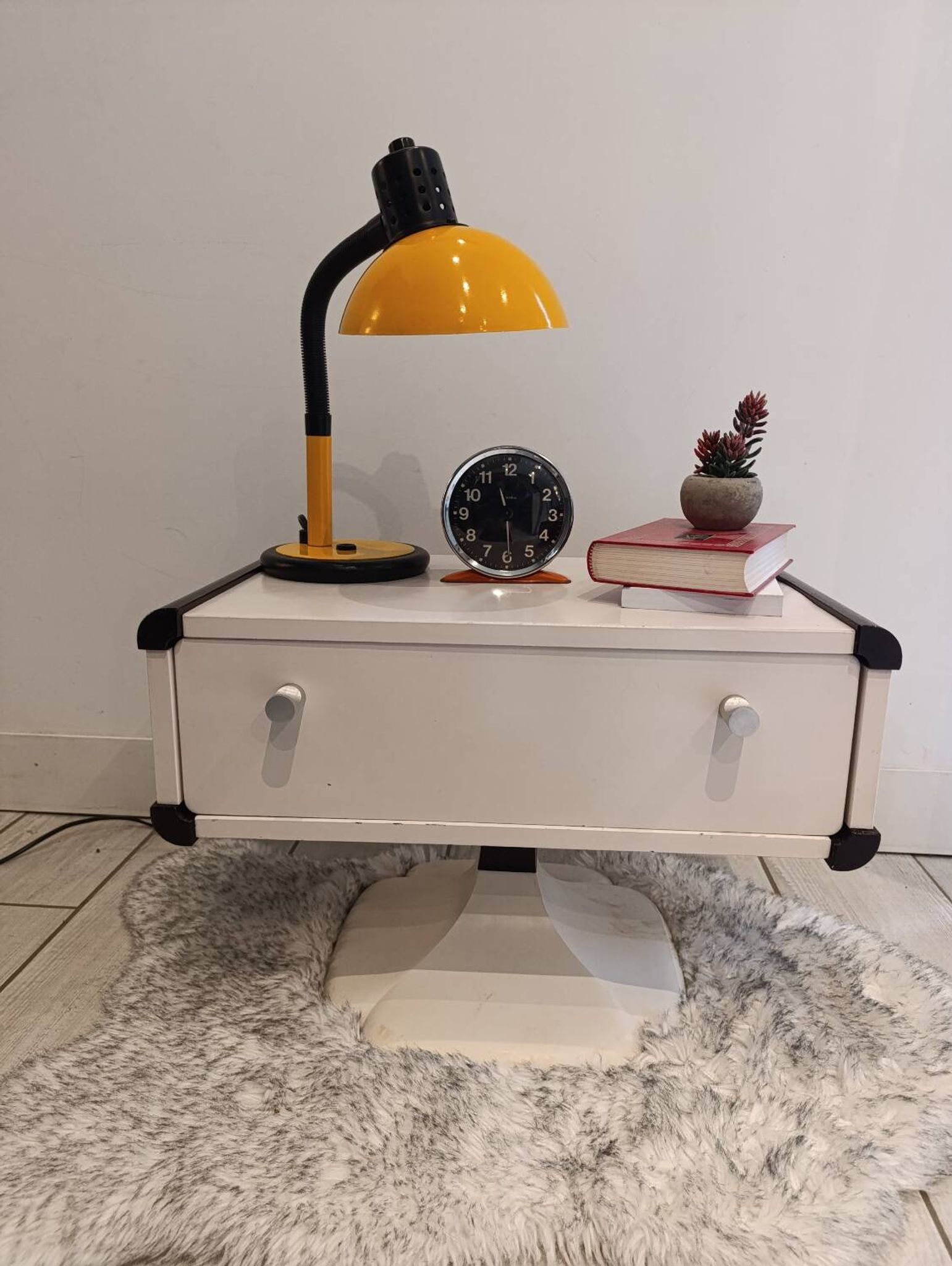 Table de nuit Space Age vintage – Gauthier, France, années 70/80
