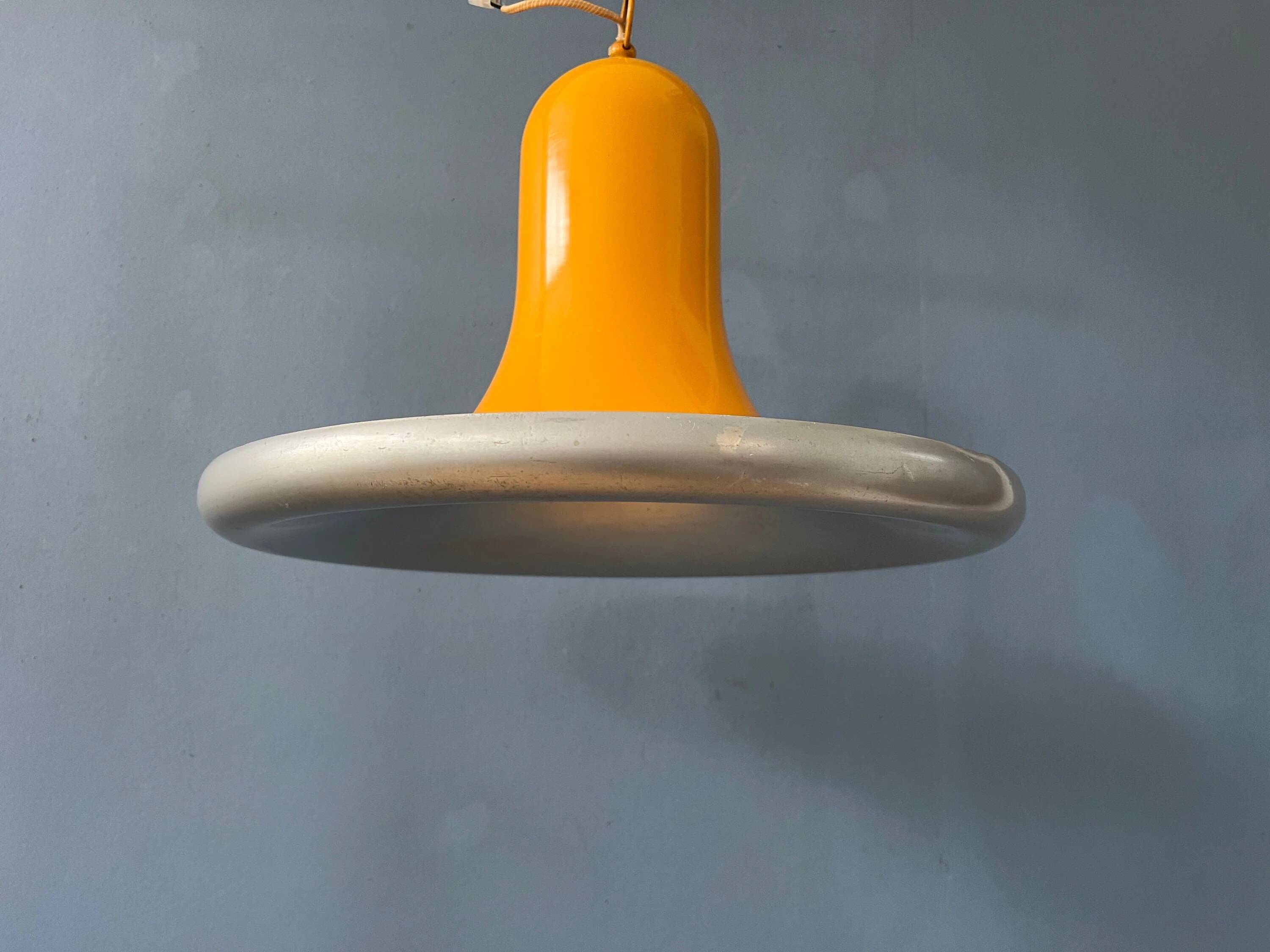 Suspension UFO Space Age yellow Mid-Century