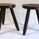 Paire de tabourets tripodes circa 70