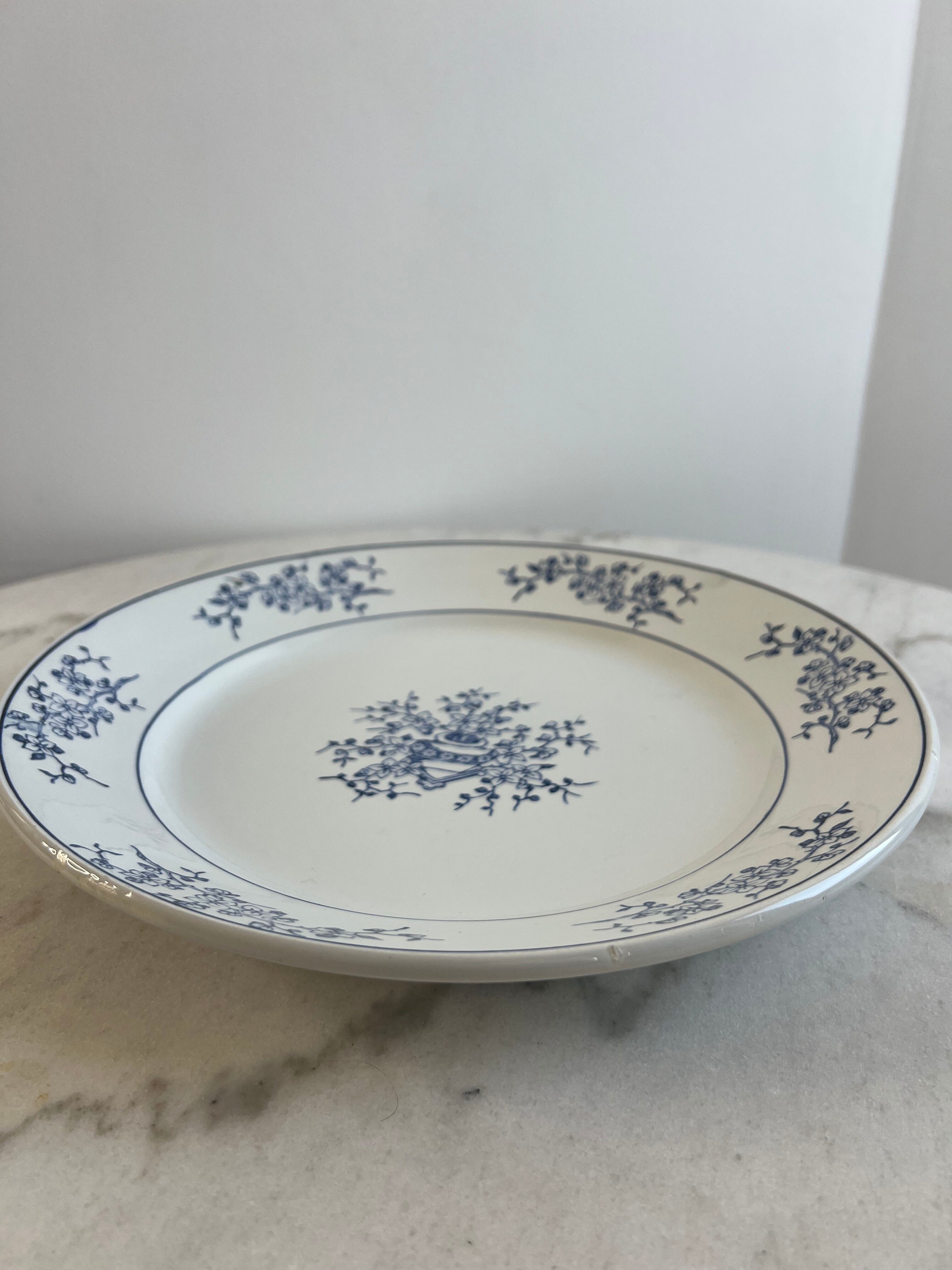 St Amand flat iron presentation plate