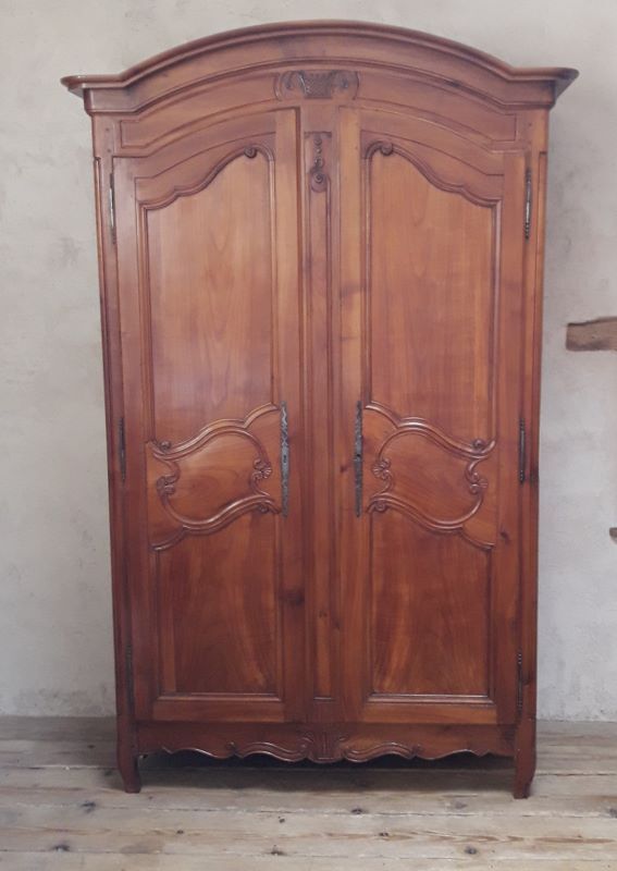 Cherry cabinet XIX° Louis XV