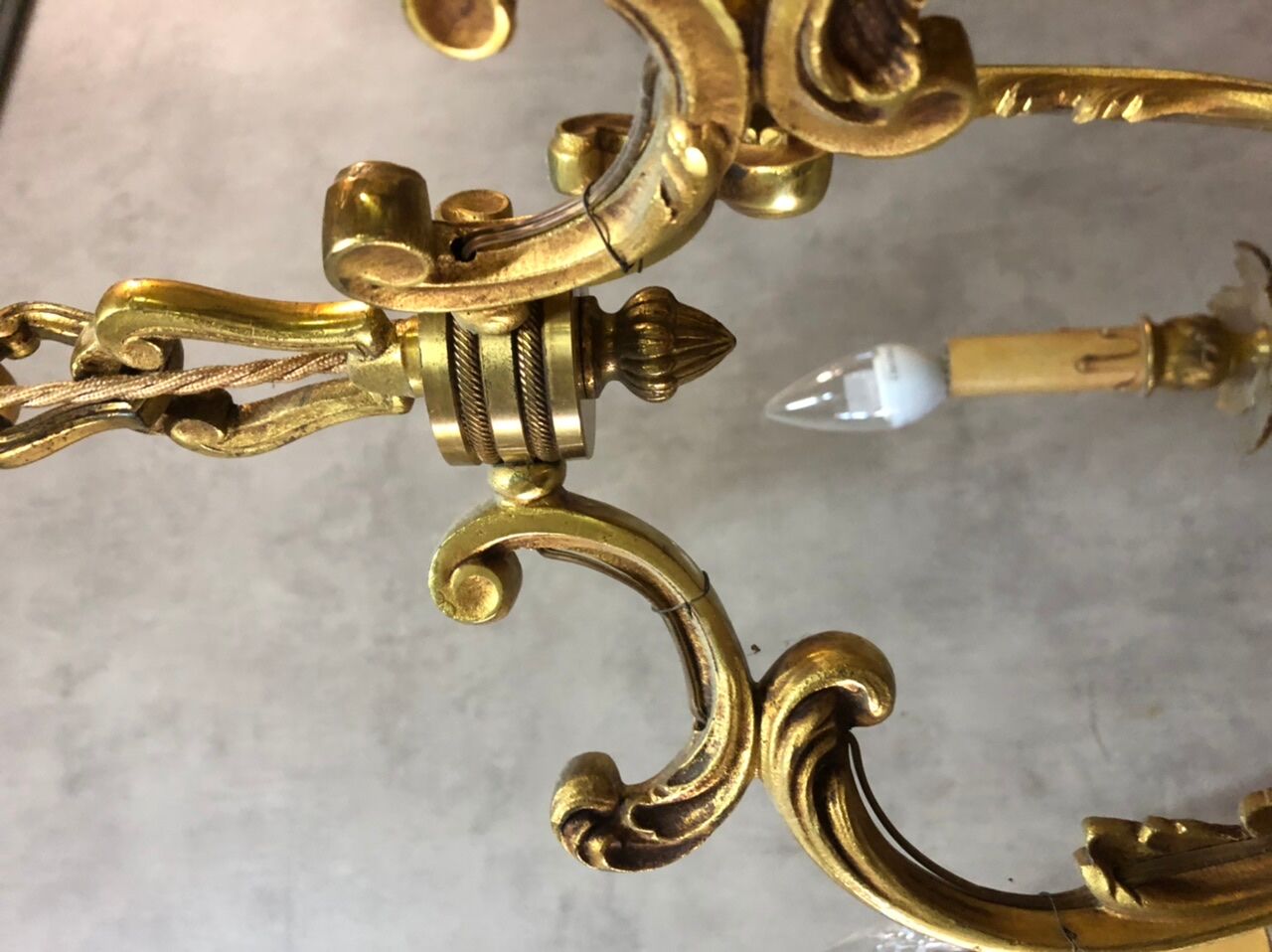 Louis XV bronze 6 lights chandelier