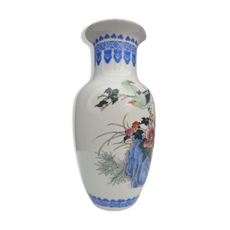 Porcelain vase birds lyres and nightingales from Japan