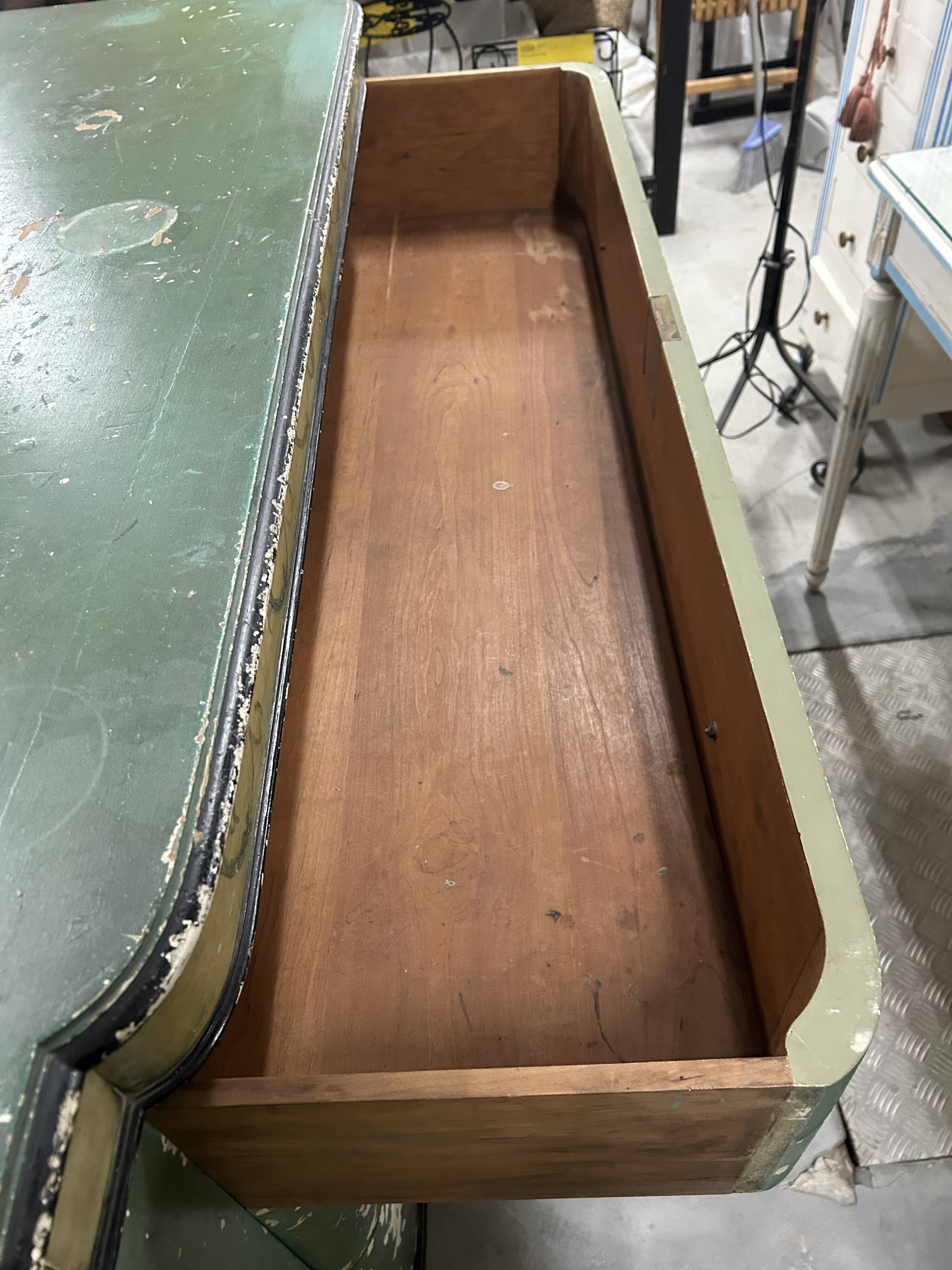 Painted wooden chest of drawers