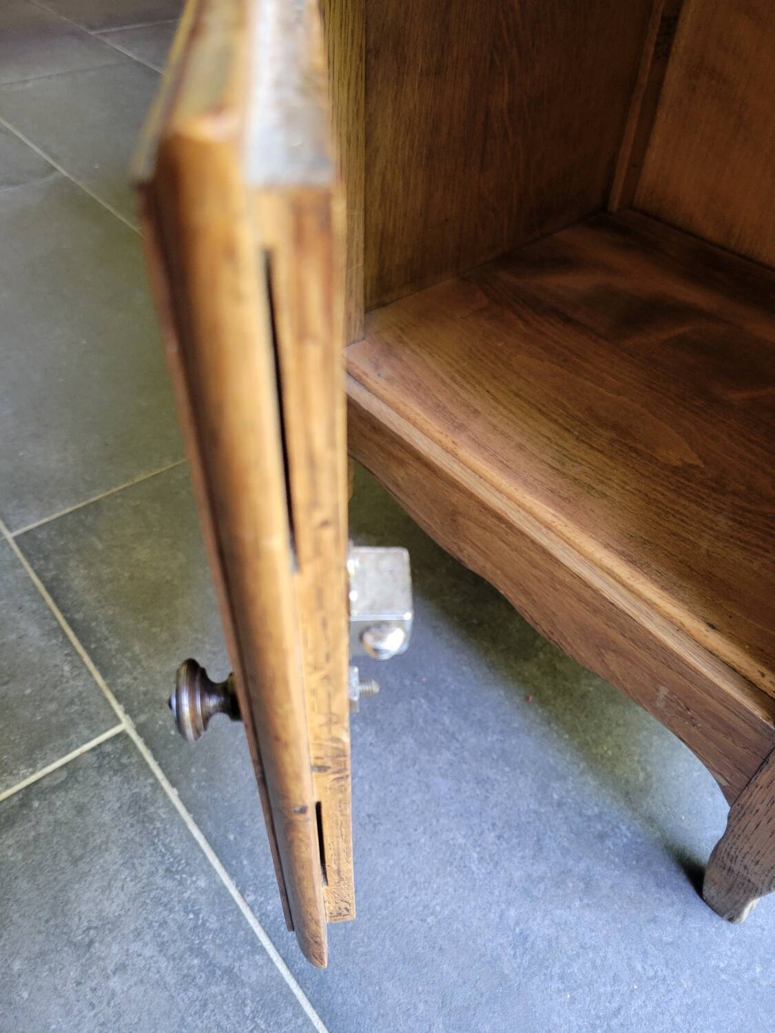 TV cabinet