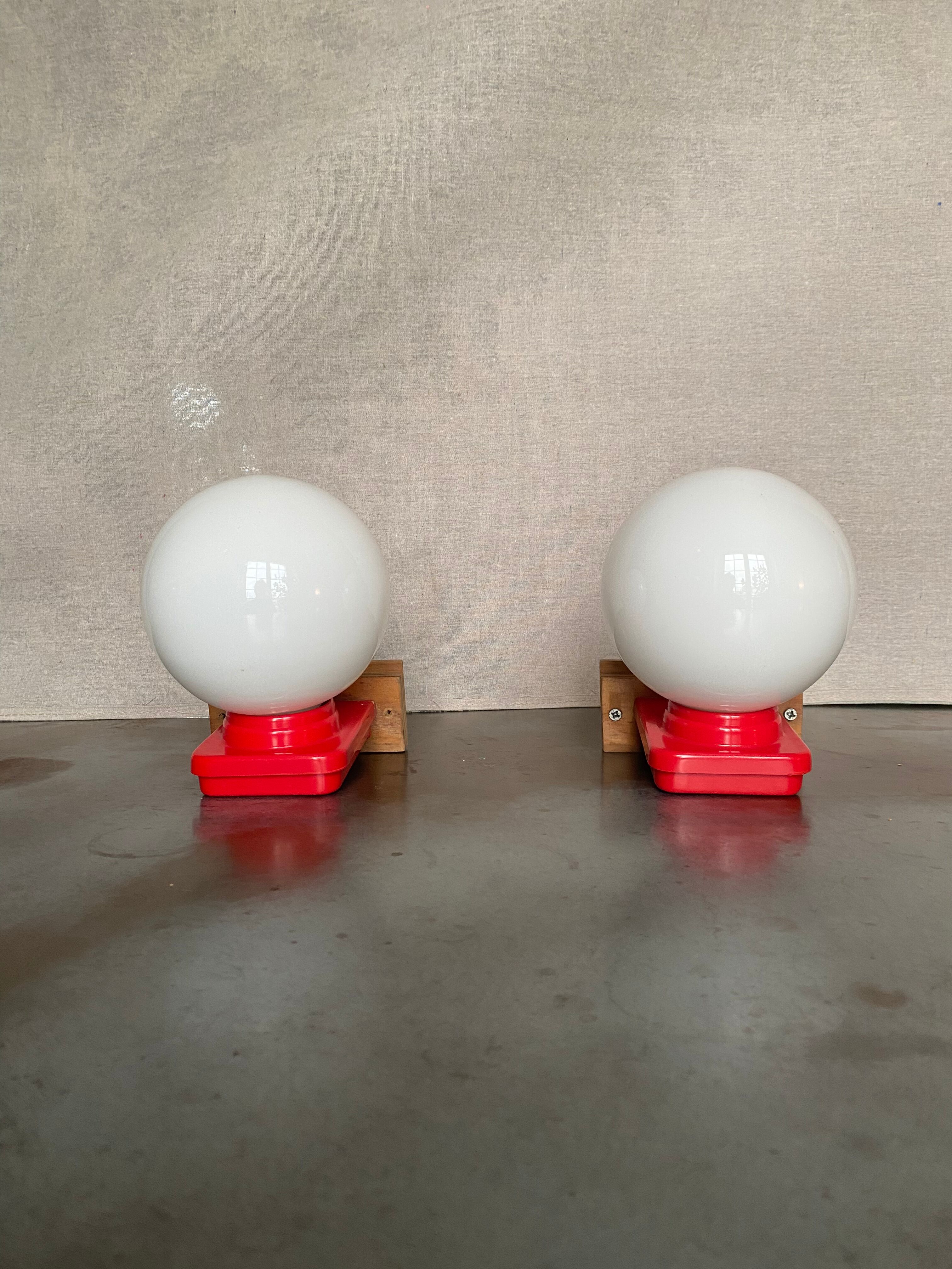 Globe wall lamps 70s