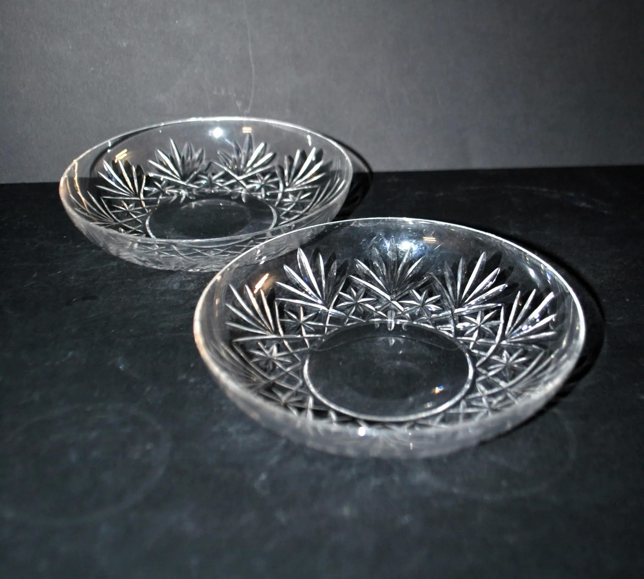 Saint-Louis set of 2 cut crystal bowls 4147 model Massenet signed