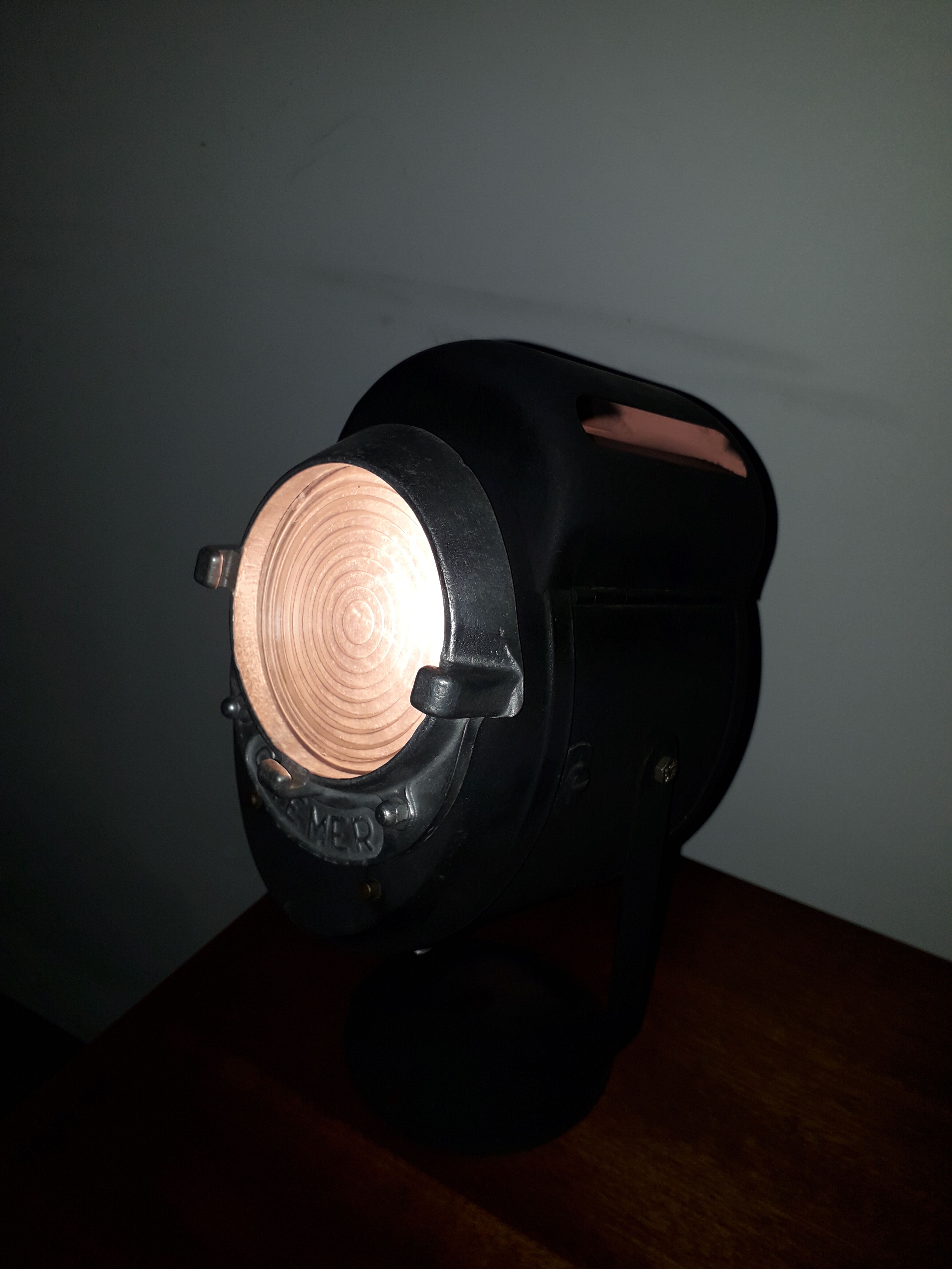 Projector Cremer Baby