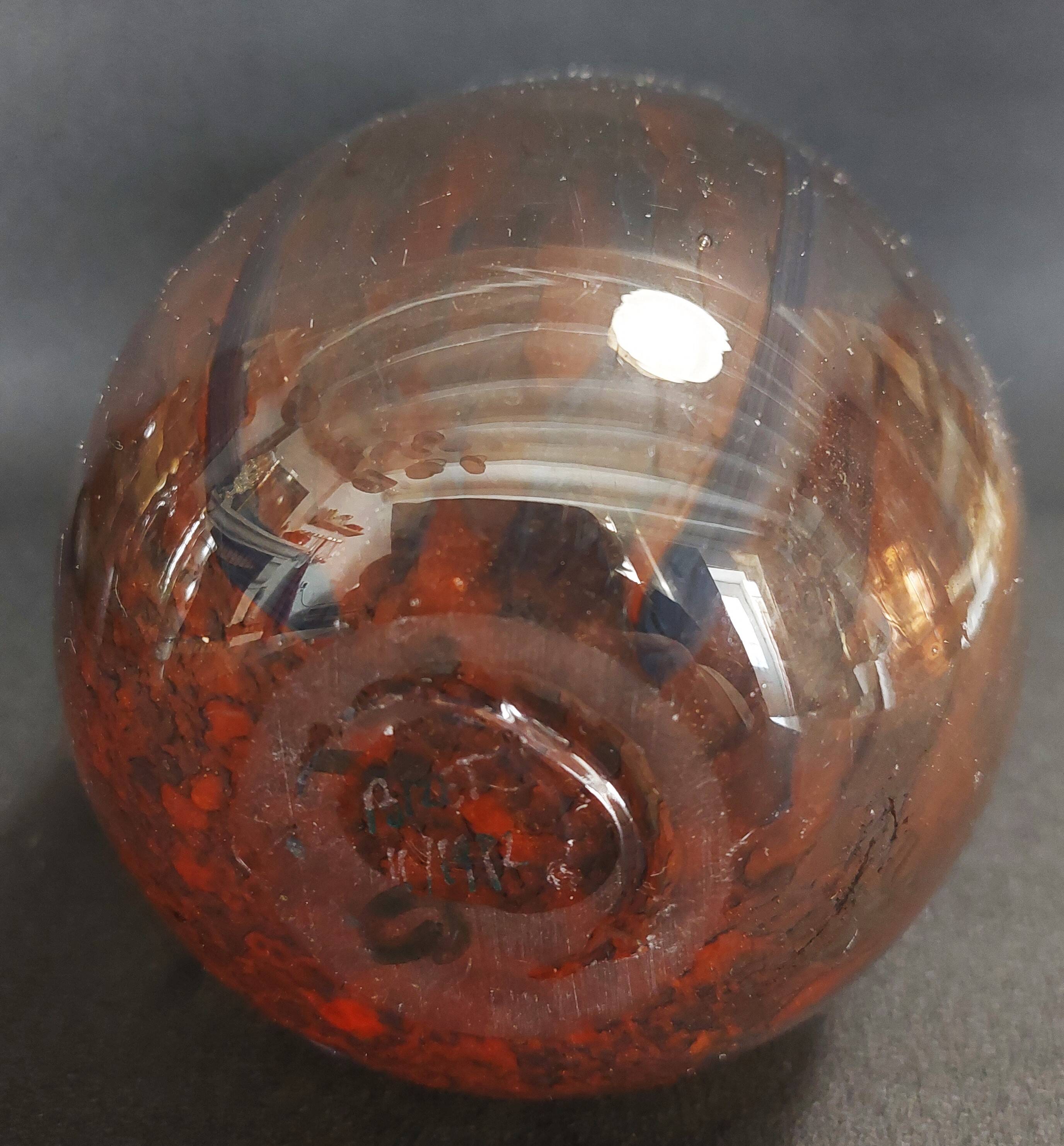 Vase vintage verre signé Jean-Marie Bizet daté novembre 1982