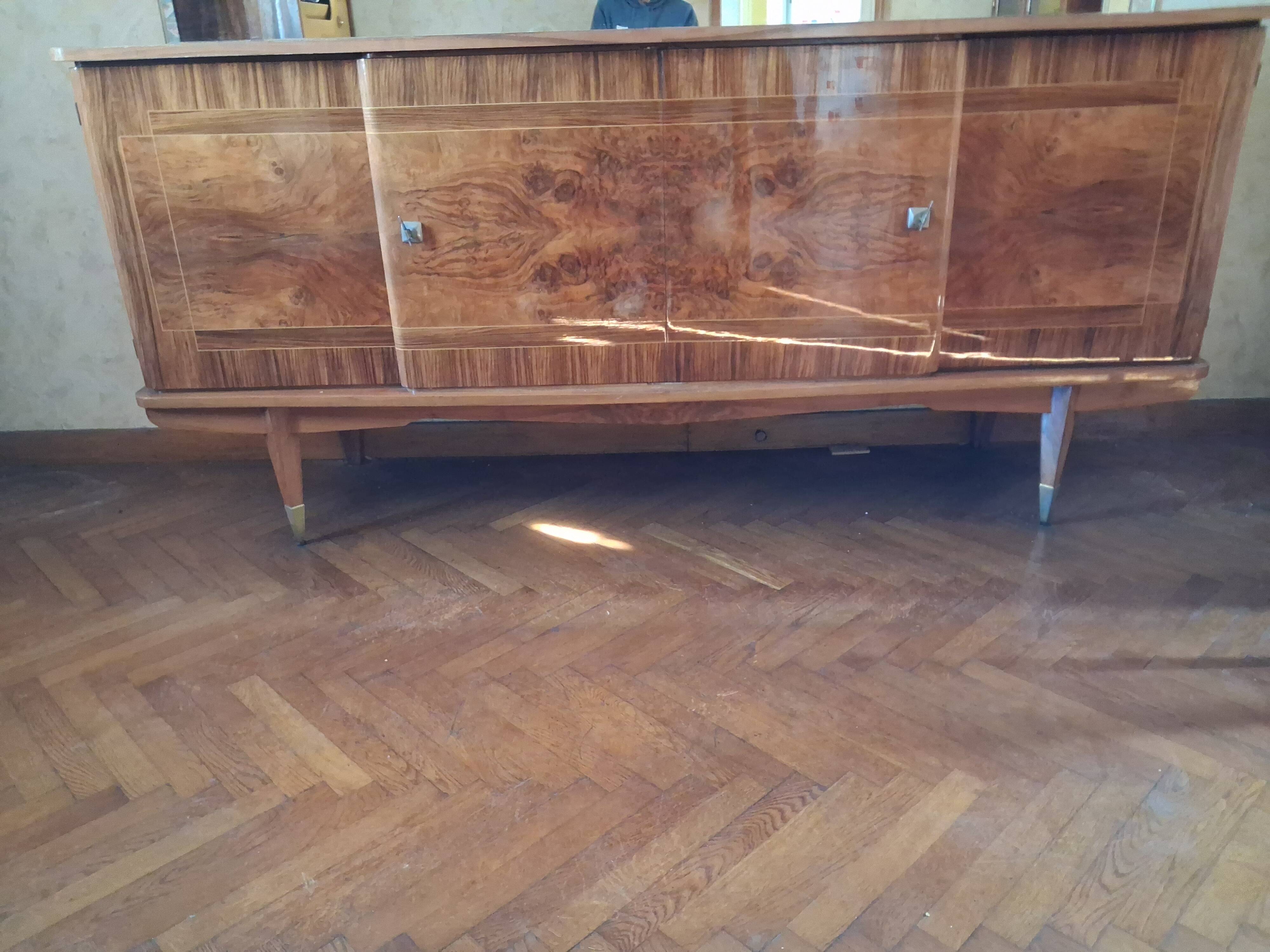 Buffet enfilade