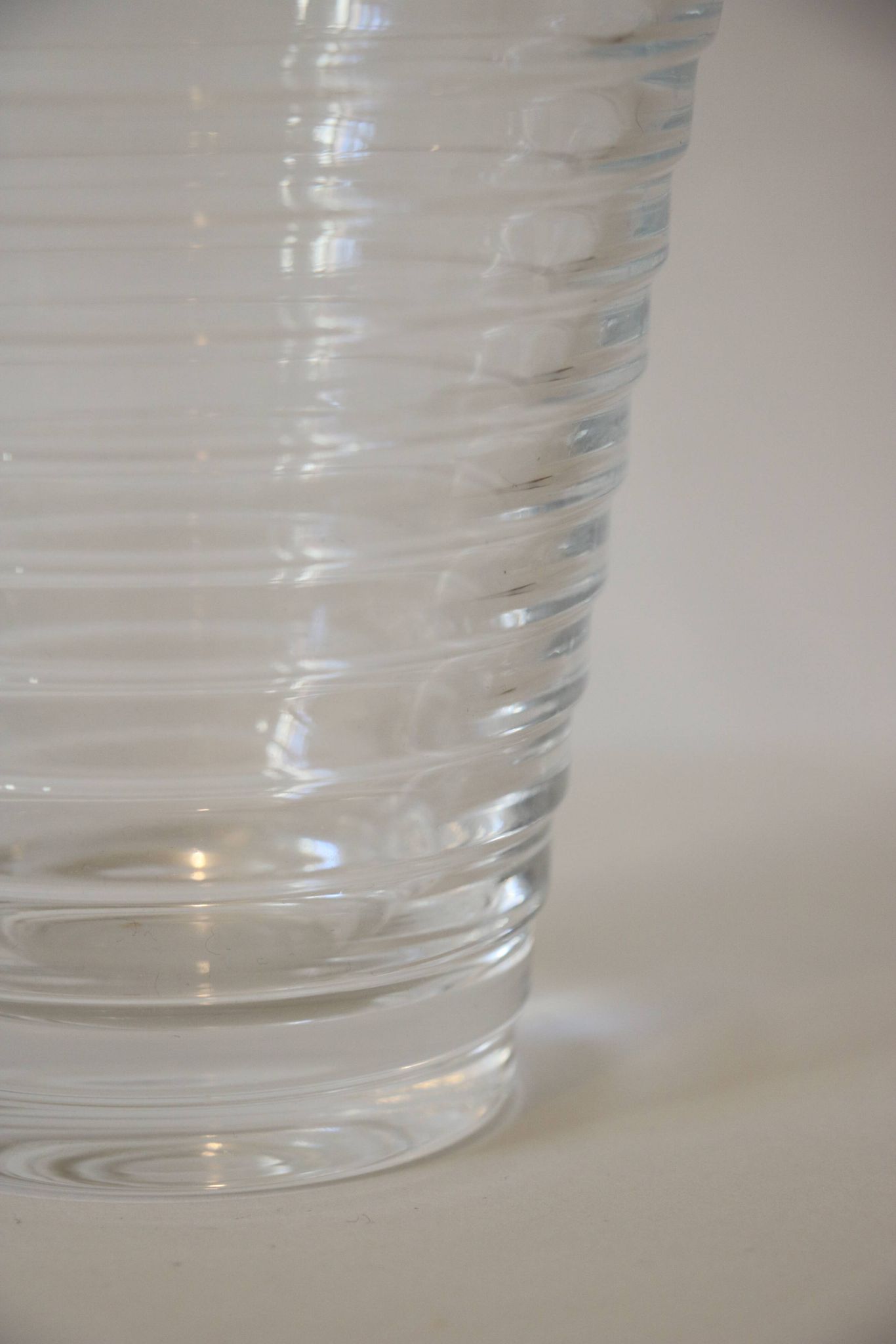 Scandinavian Art Deco vase by Aino Aalto