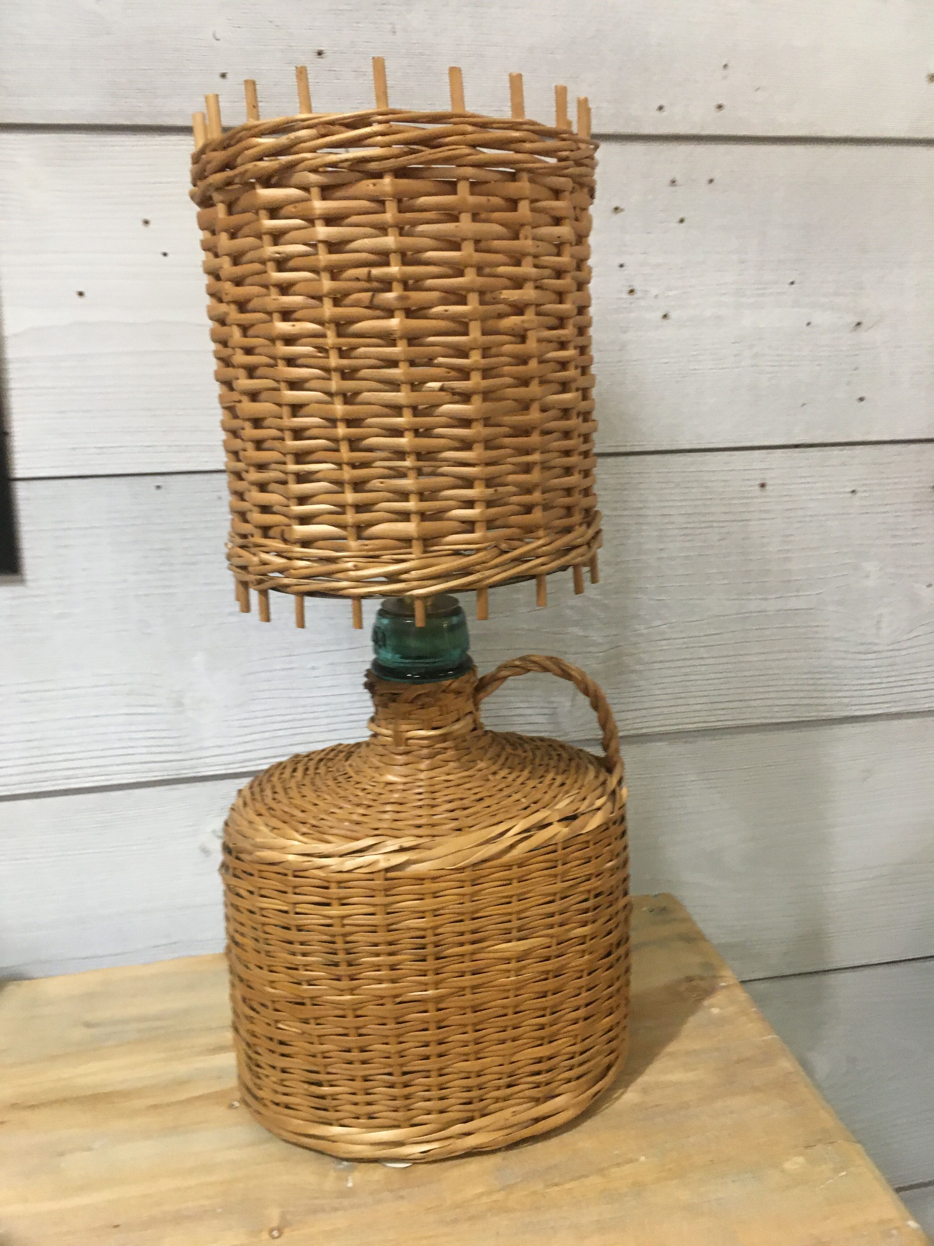 Rattan bottle lamp