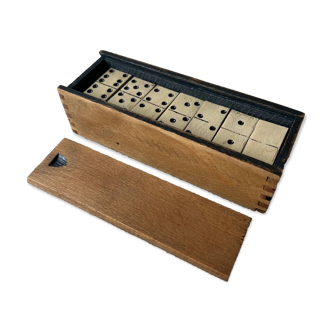 Box of wooden dominoes