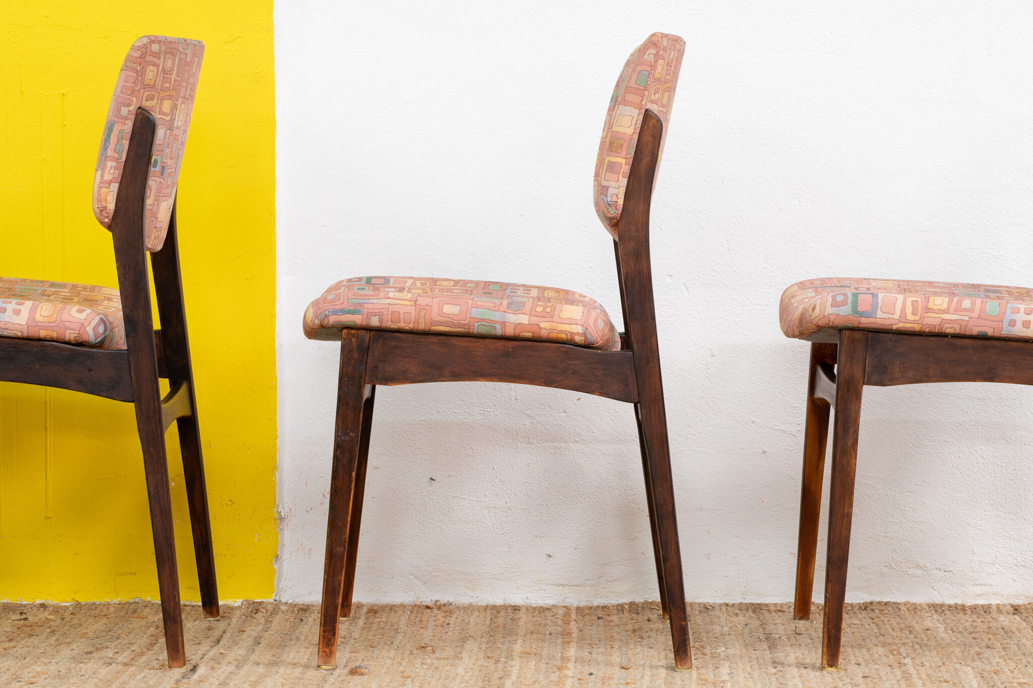 Chaises scandinaves  47 cm