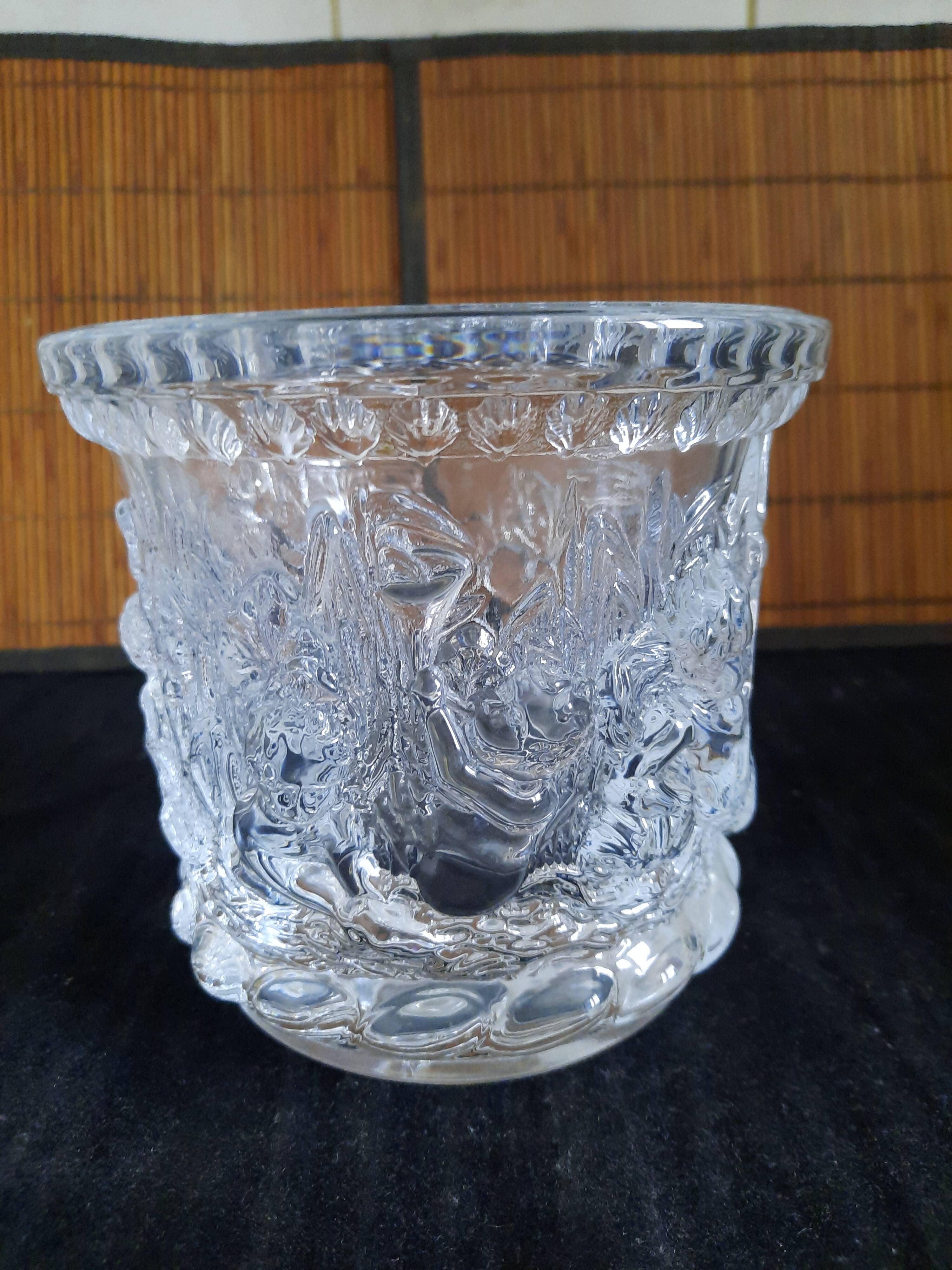 Crystal Ice Seal from Bayel France - Relief Decoration Putti/cherub