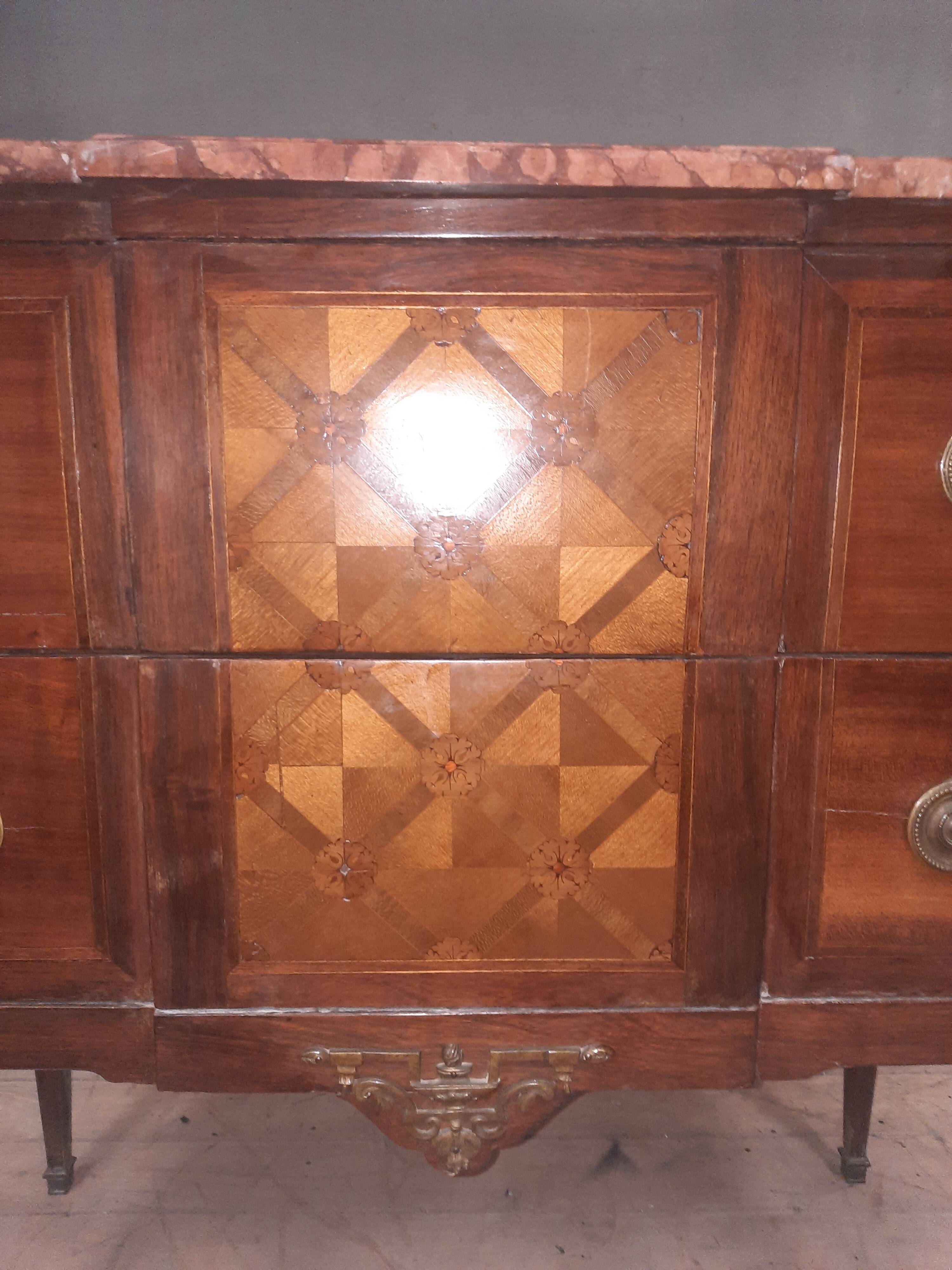 Louis XVI style chest of drawers from the 19th century