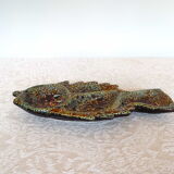 Aperitif dish with fish-shaped compartments