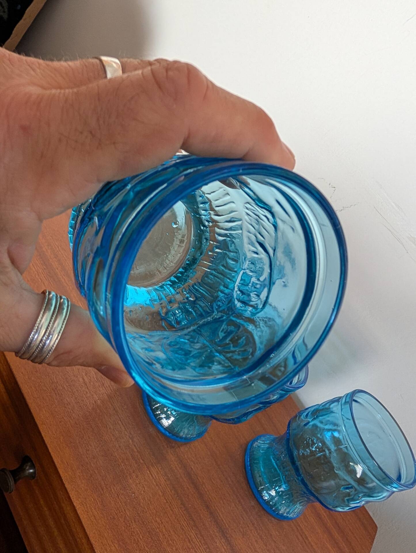 Set of four blue glasses with fruit decoration – 1970s
