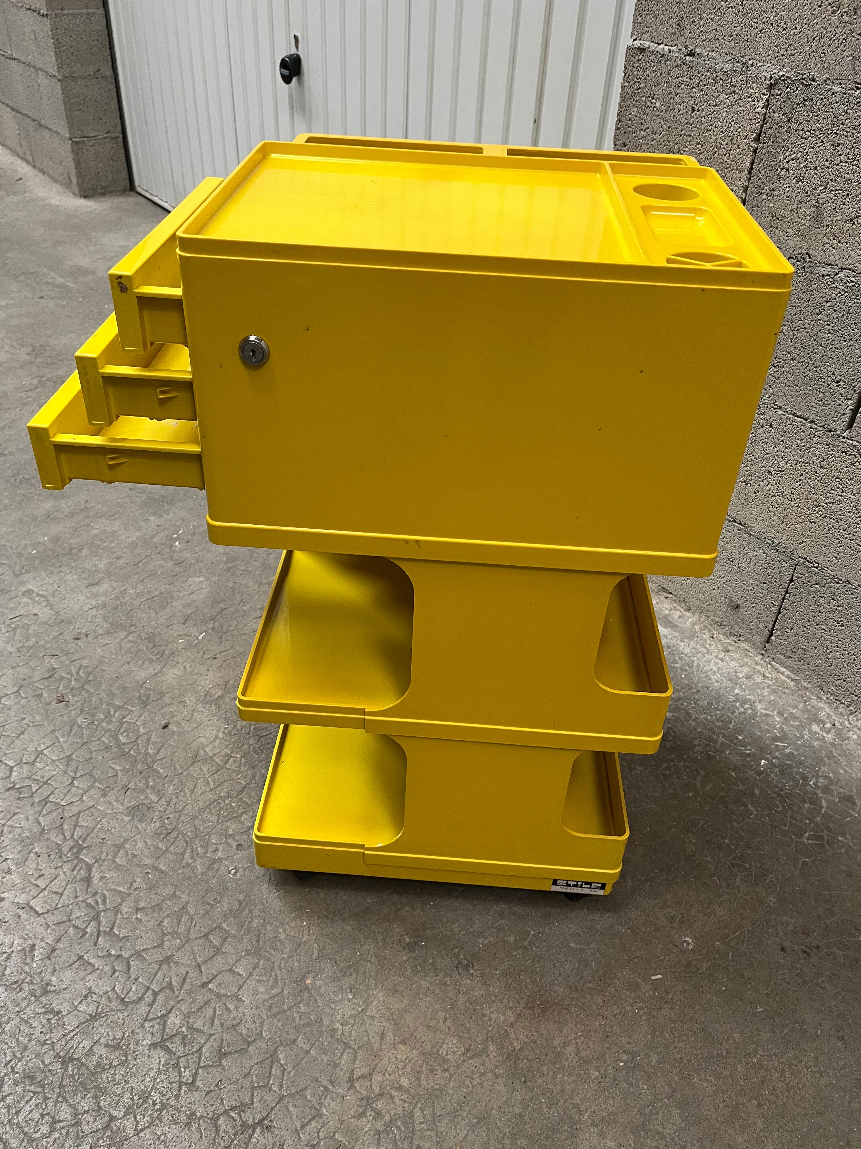 Service Design trolley Giovanni Pelis 1970