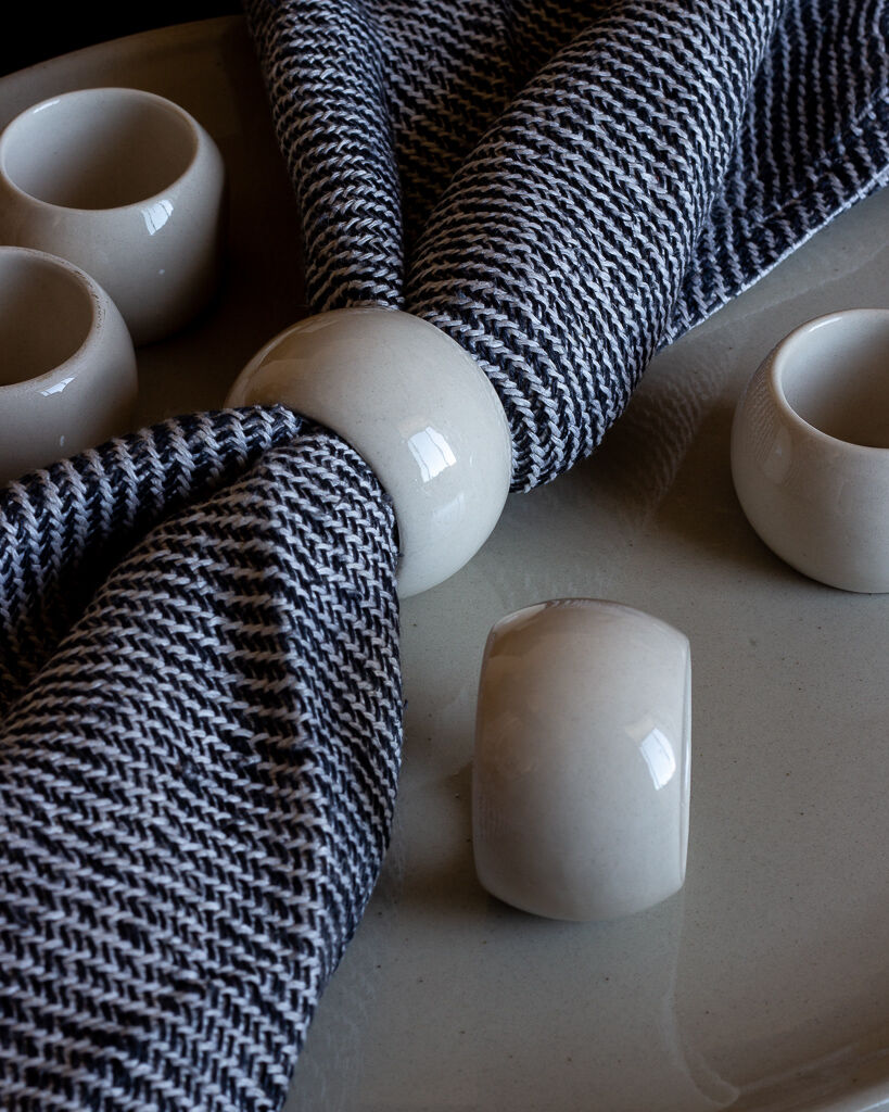 Set of five rounds of vintage stoneware towel