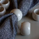 Set de cinq ronds de serviette en grès vintage