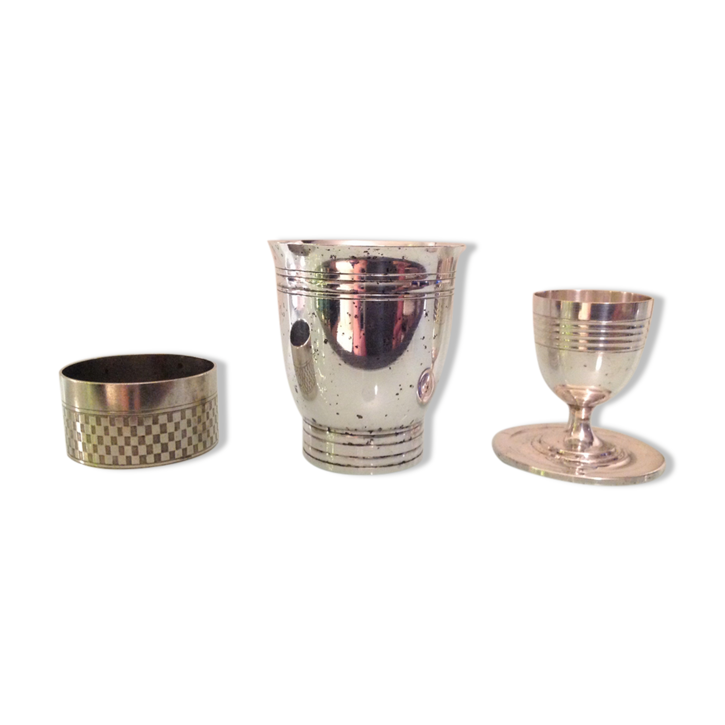 Timpani, shell and round of silver metal / vintage towel 50s-60s