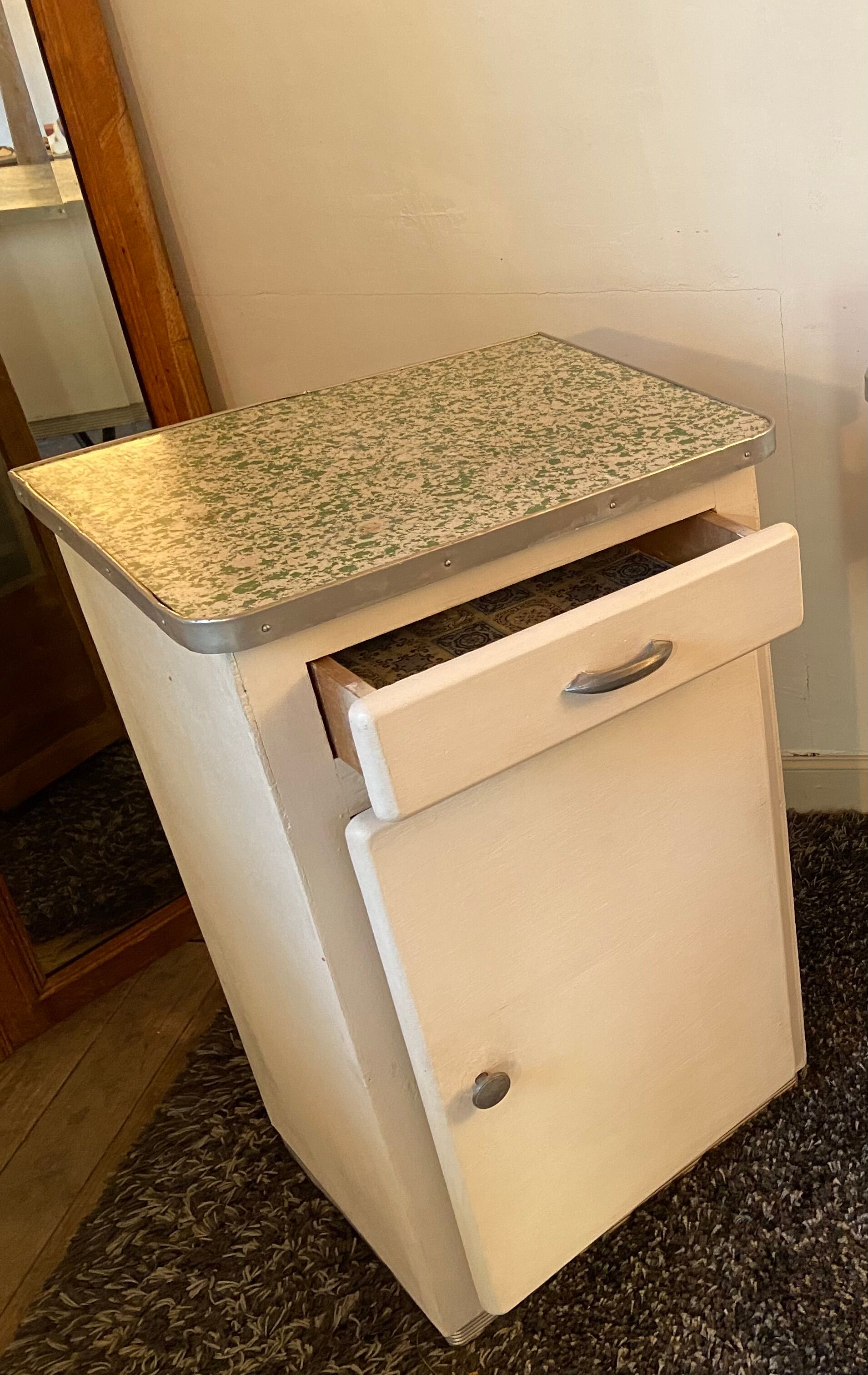 Low kitchen element 50s