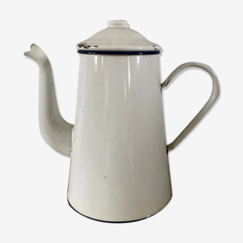 Enamelled coffee maker