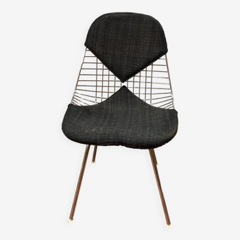 Wire Dkx 2 Chair by Harry Bertoia in Hopsak 66 Black fabric -