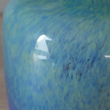 Vase en verre bleu