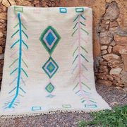 Handwoven Azilal rug size 150 x 250 cm