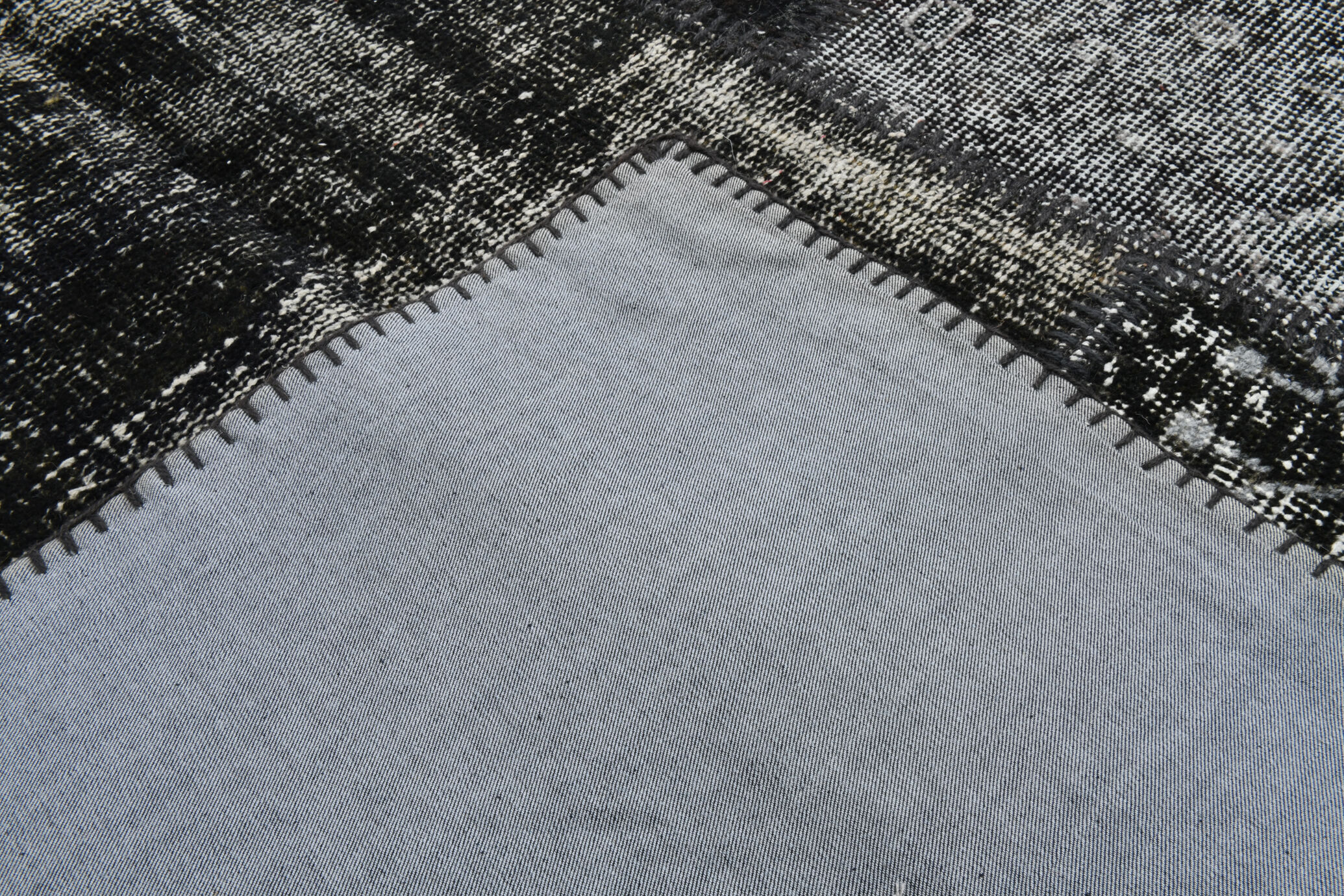 7x10 white & black oriental carpet