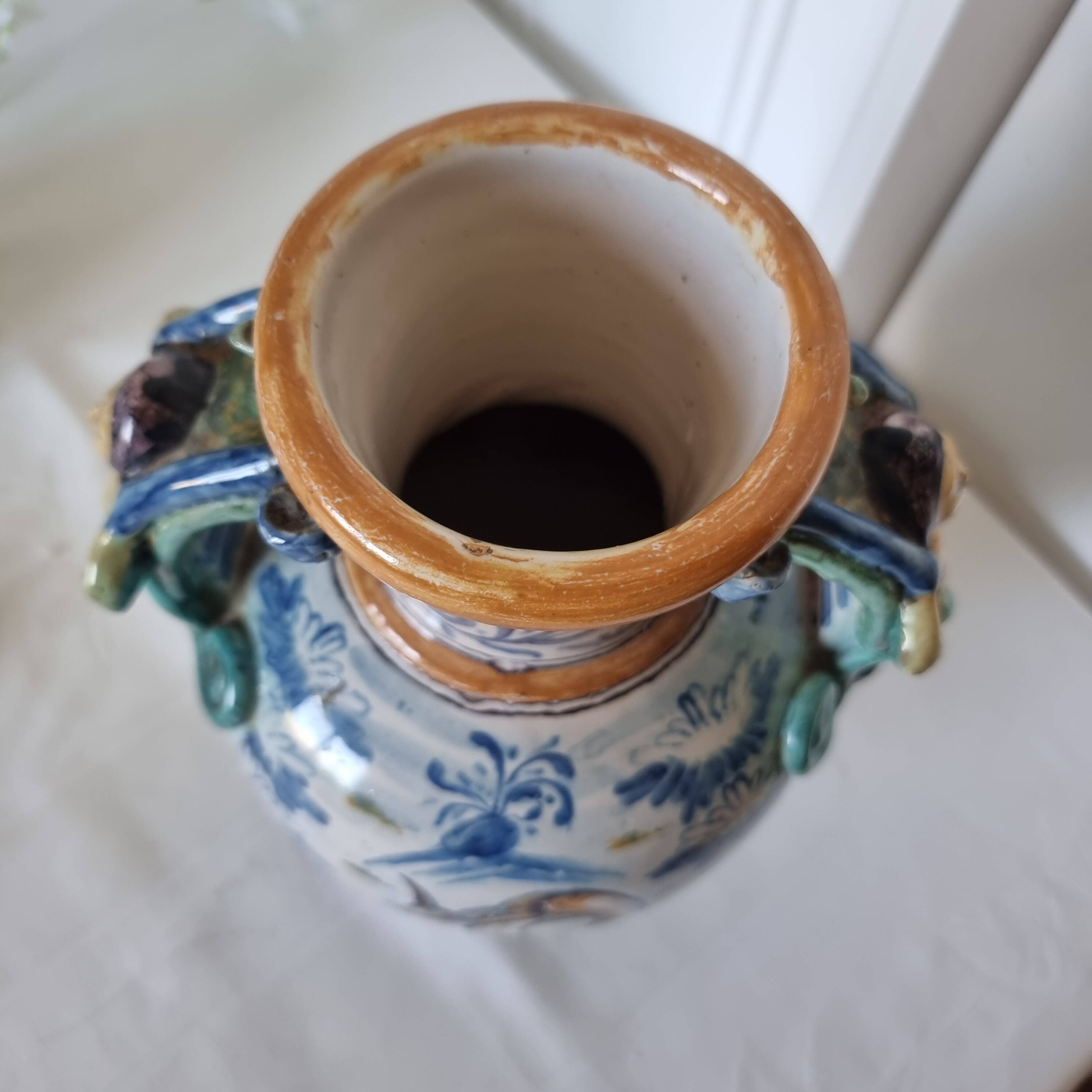 Ancient Spanish pottery amphora, Talavera Niveiro pottery 19th century